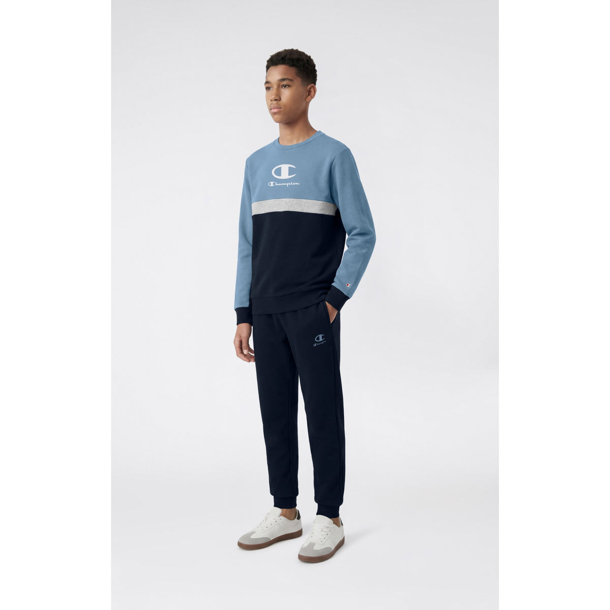 SWEATSUIT_307721_BS501_Image_2