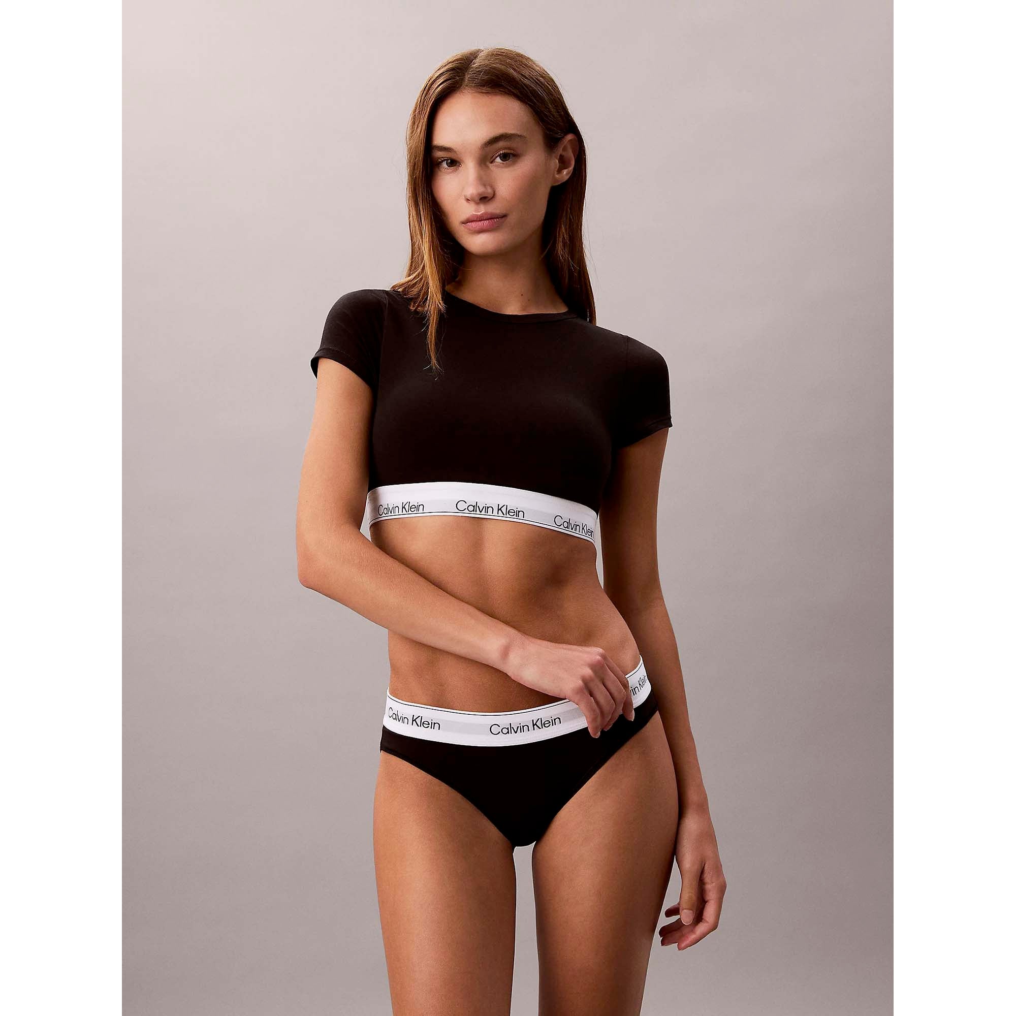 T-SHIRT_BRALETTE_LV00QF8495_UB1_Image_2