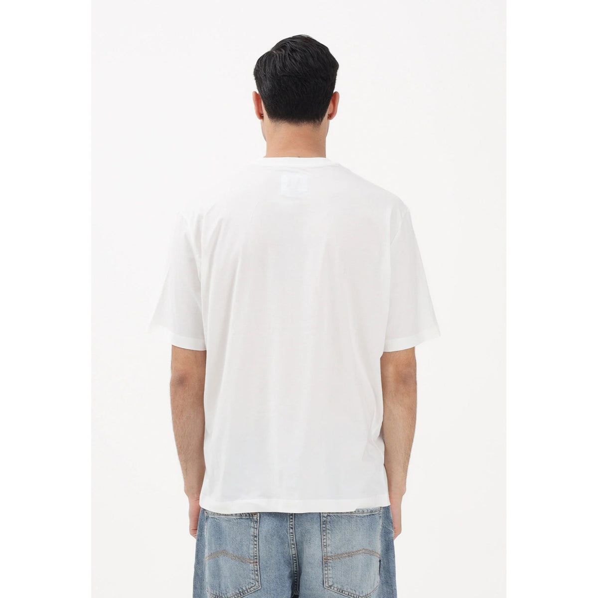 T-SHIRT_XM000366AF12308_U0009_Image_3