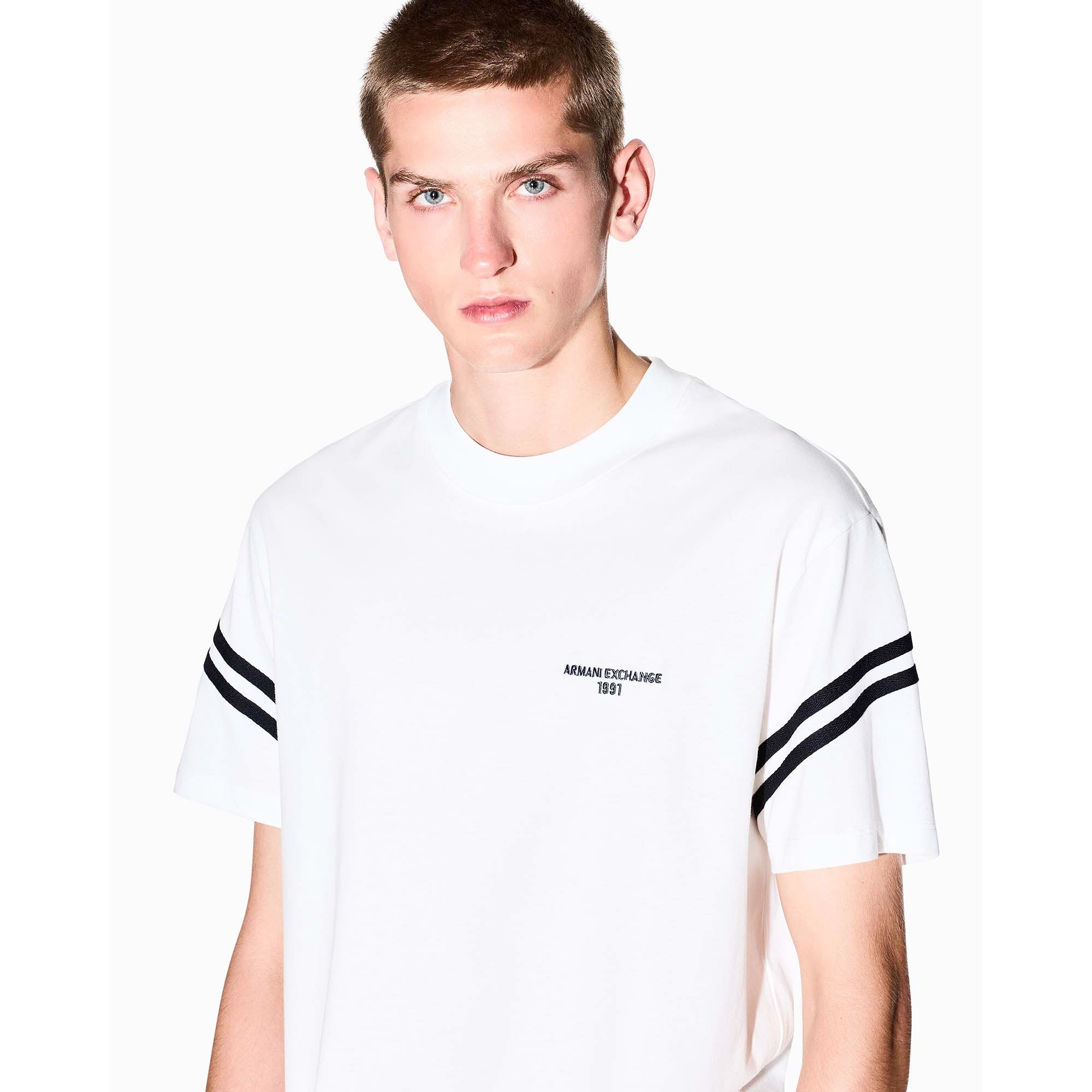 T-SHIRT_XM001081AF12308_U0009_Image_4