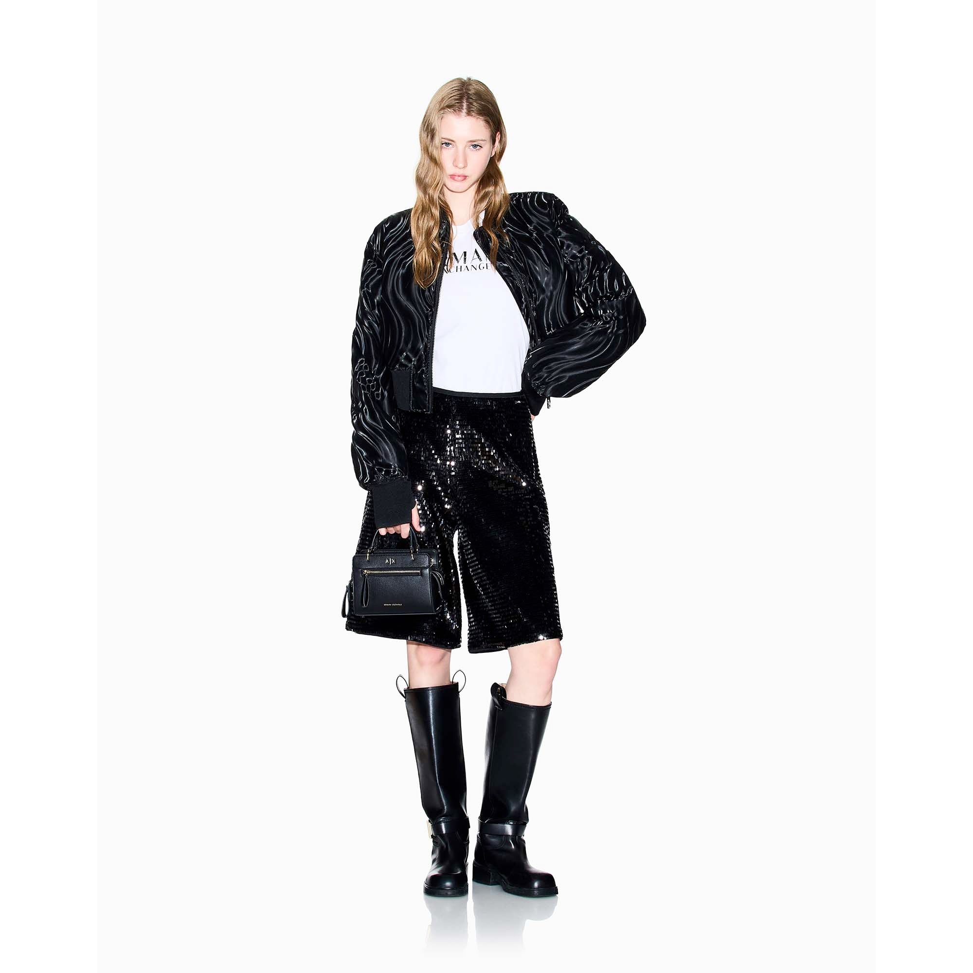 T-SHIRT_XW001351AF17172_U0002_Image_5