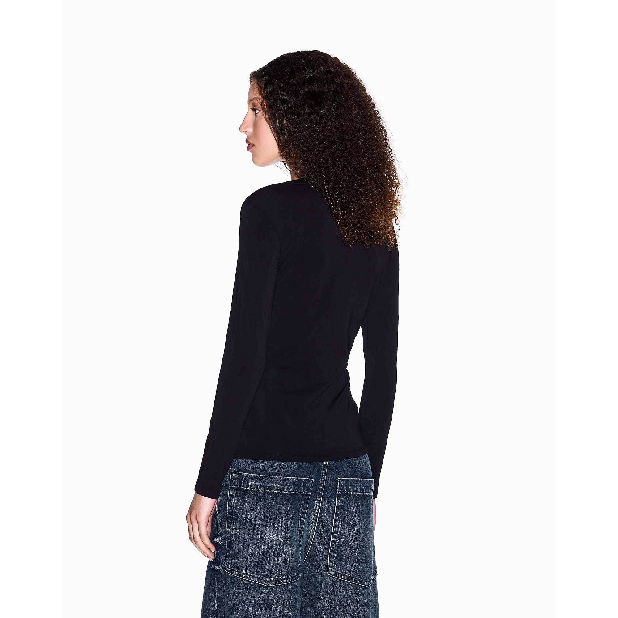 T-SHIRT_XW001365AF16294_UC001_Image_3