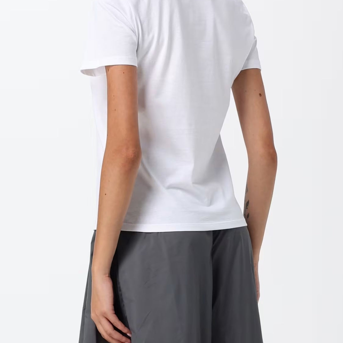T-SHIRT_XW002340AF10358_U0002_Image_3