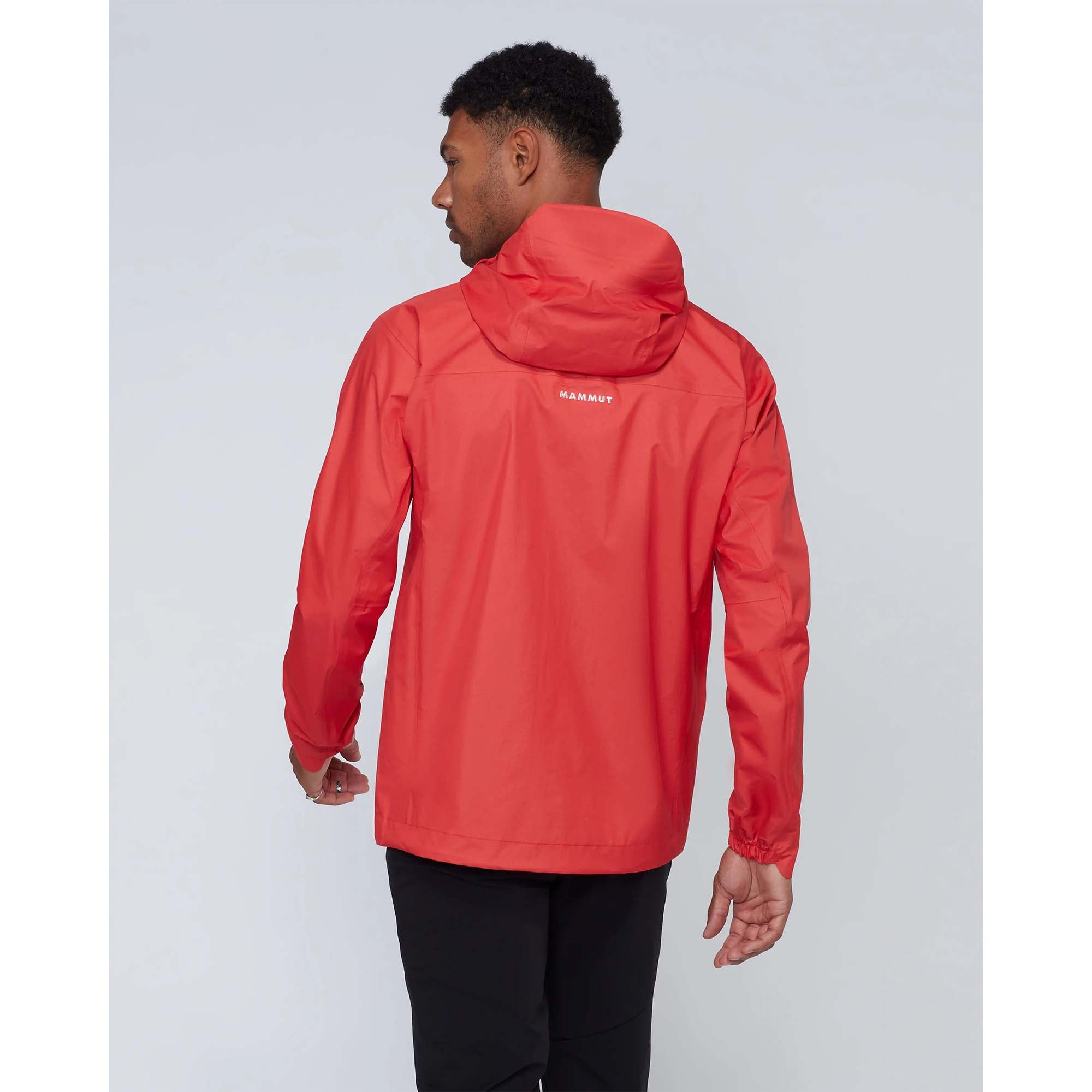 TAISS_LIGHT_HS_HOODED_JACKET_MEN_101032520_3778_Image_4