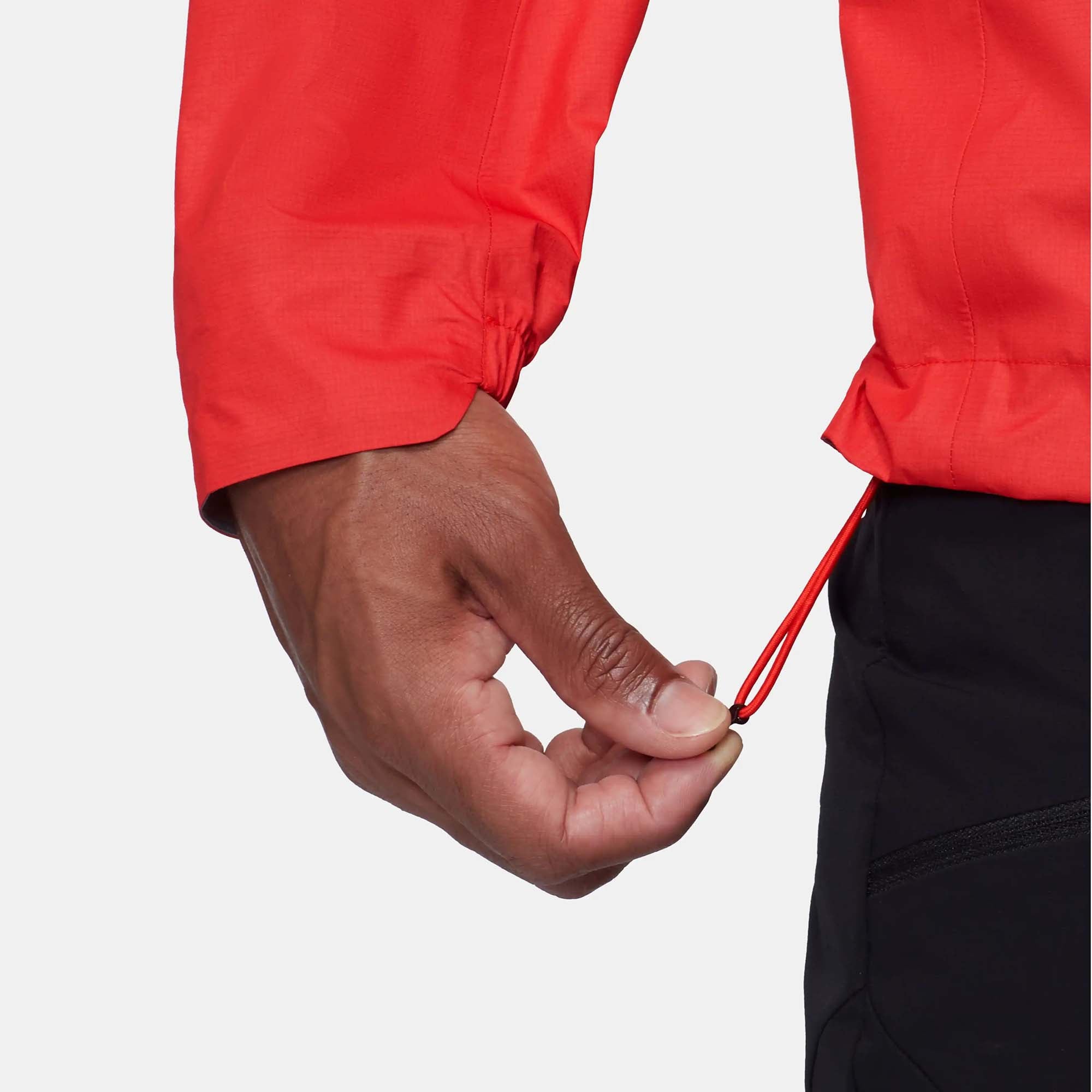 TAISS_LIGHT_HS_HOODED_JACKET_MEN_101032520_3778_Image_7