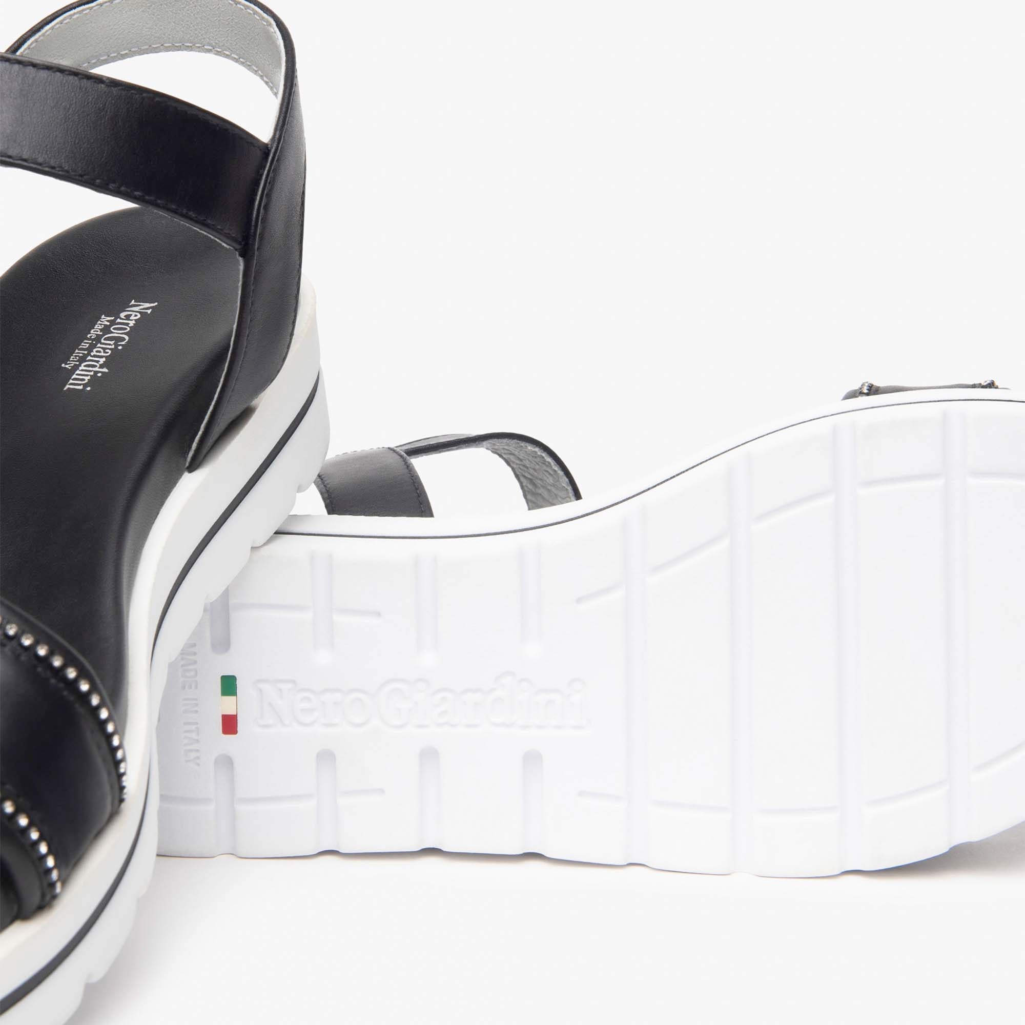 TAMIGI_NERO_PUKALE_P15655_BIAN_E307812D_100_Image_5