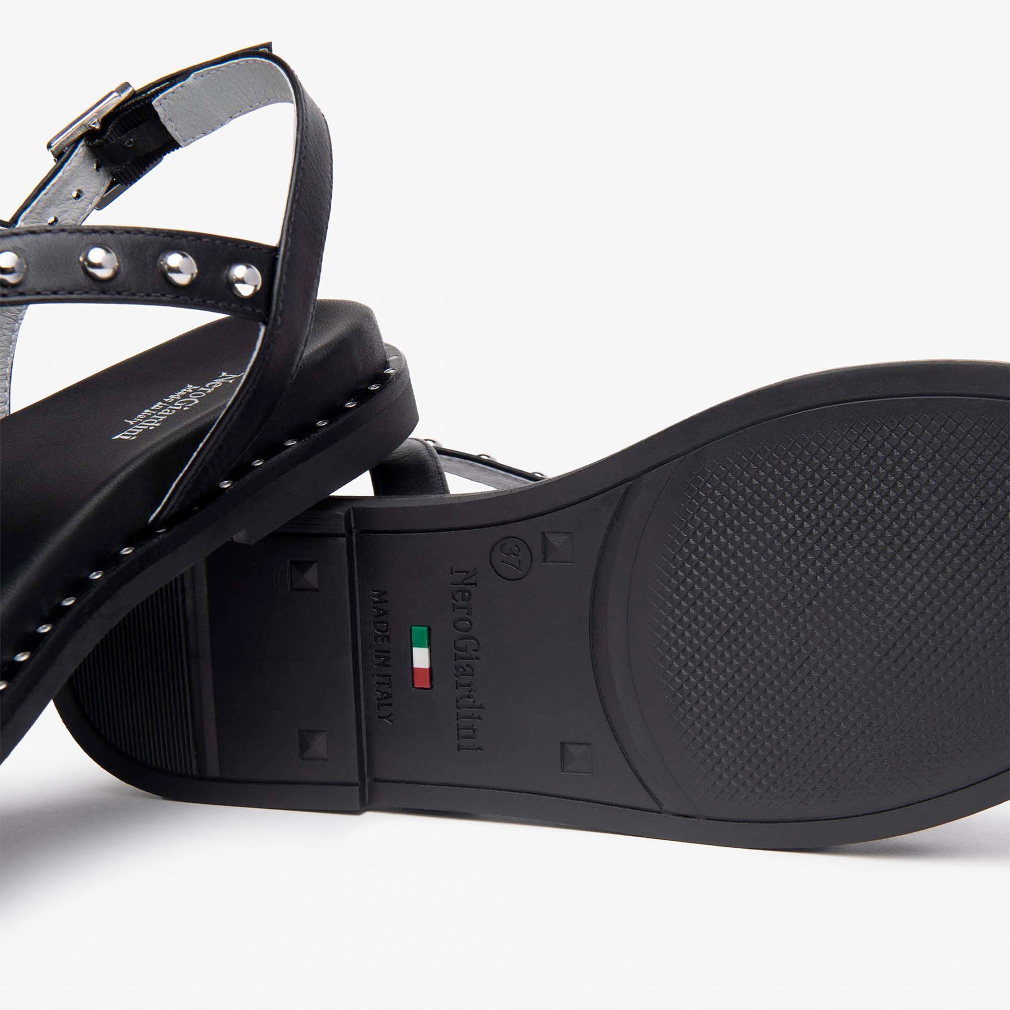 TAMIGI_NERO_TR_TEULADA_7956_NERO_E513480D_100_Image_5