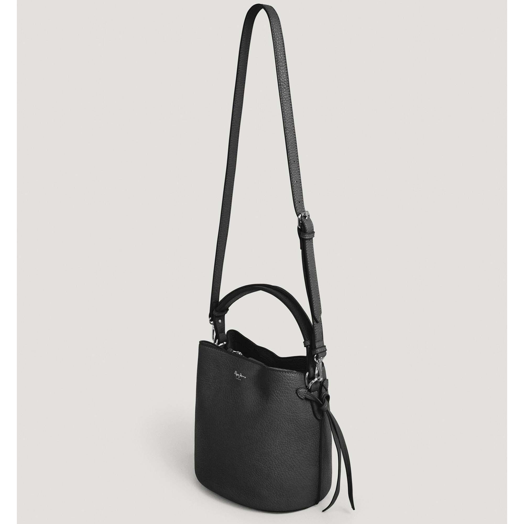 TAYLOR_SCRIPT_PL031665_999_Image_3