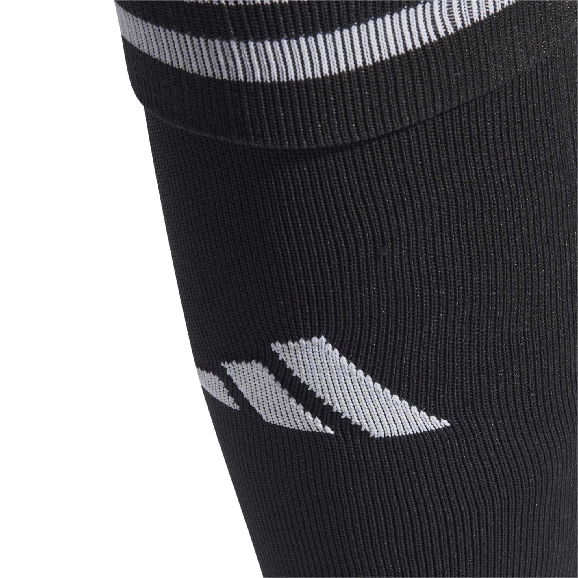 TEAM_SLEEVE_23_HT6539_BLACKWH_Image_2
