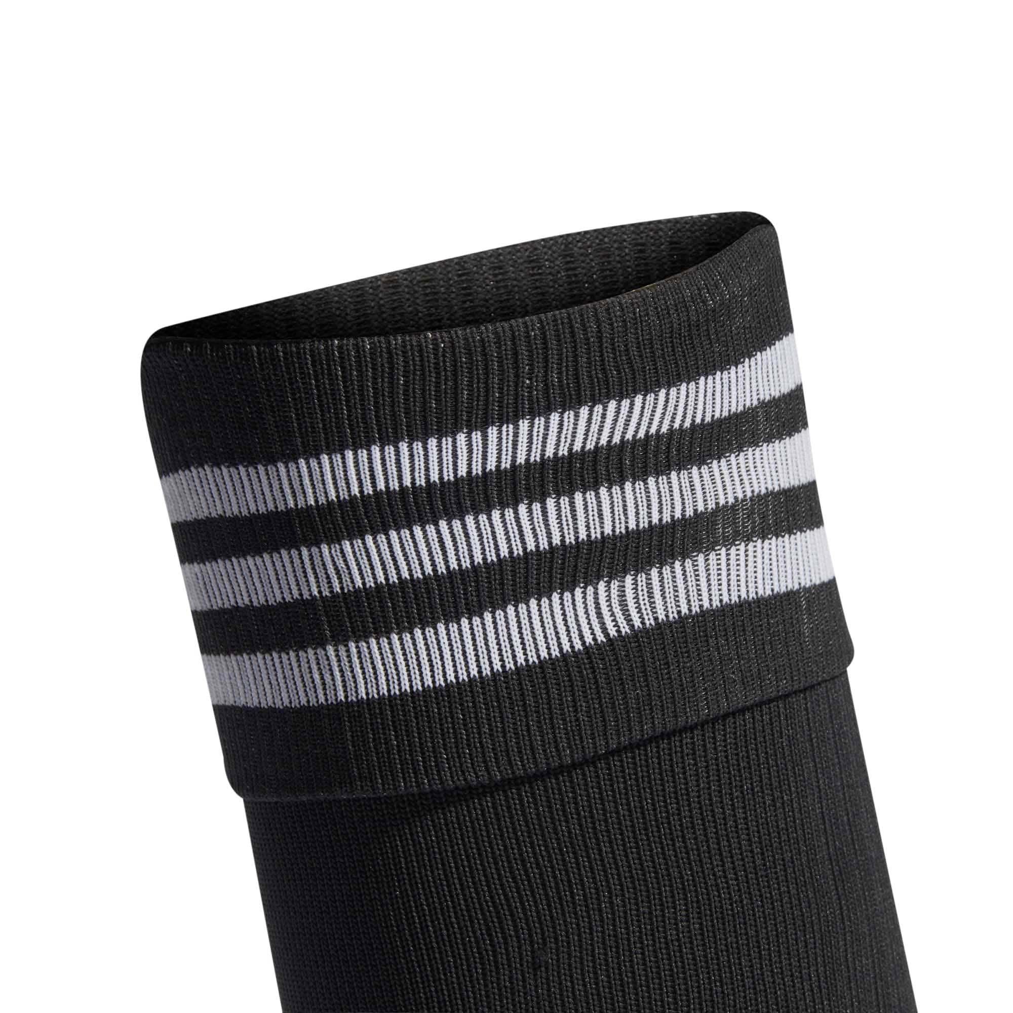TEAM_SLEEVE_23_HT6539_BLACKWH_Image_3