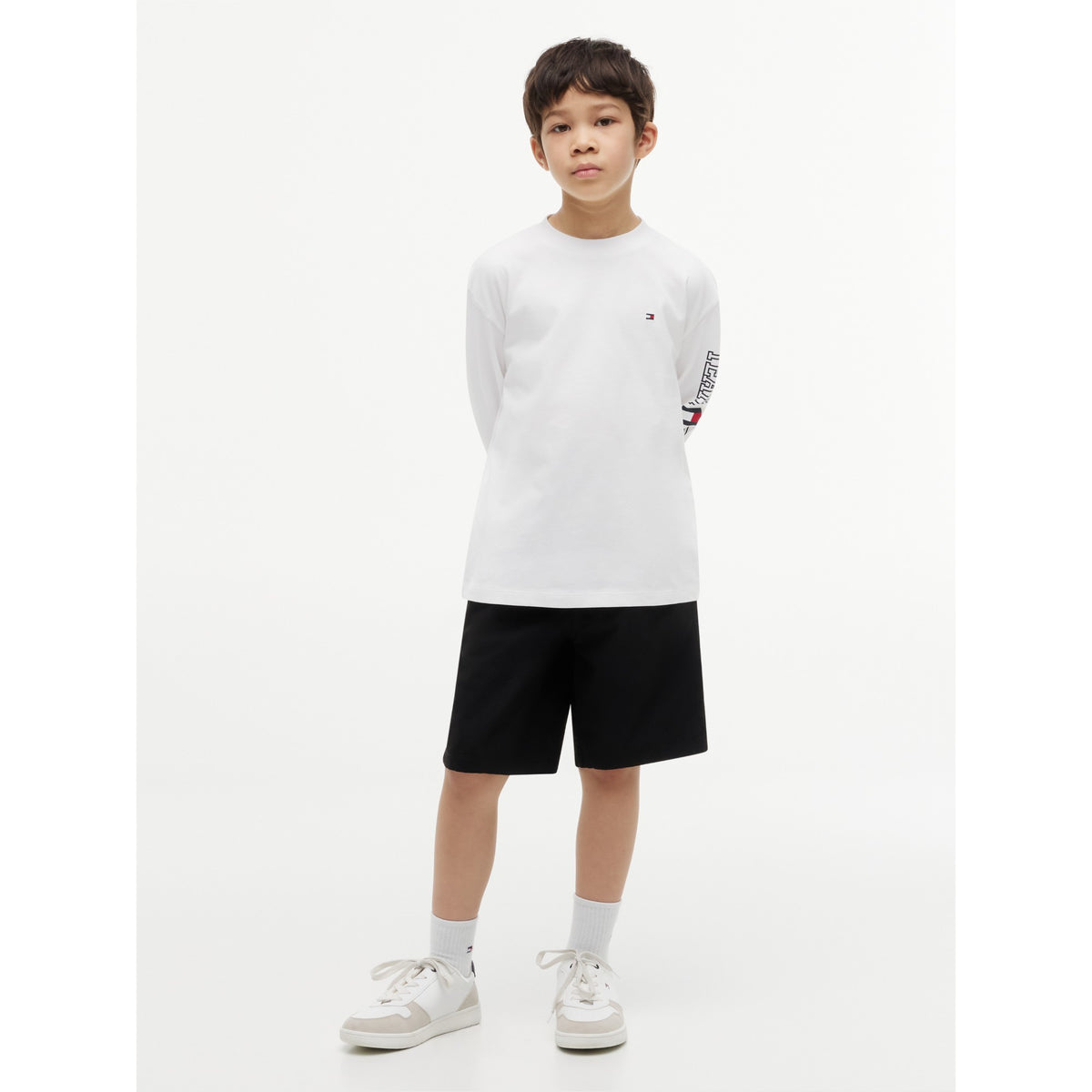 TEAM_TOMMY_GRAPHIC_T-SHIRT_LS_KB0KB10512T_YBR_Image_5