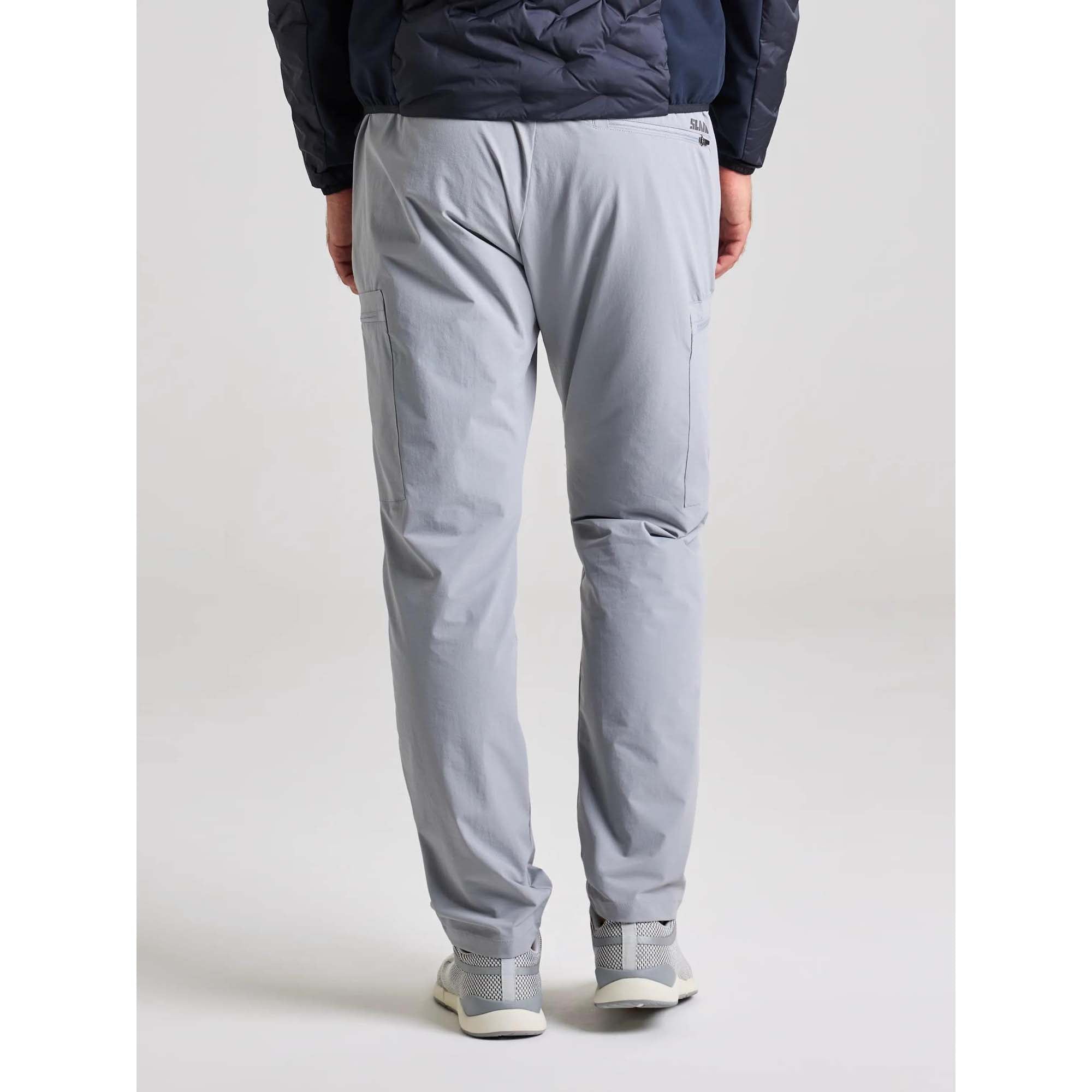 TECH_CARGO_PANT_A104007S00_W05_Image_2