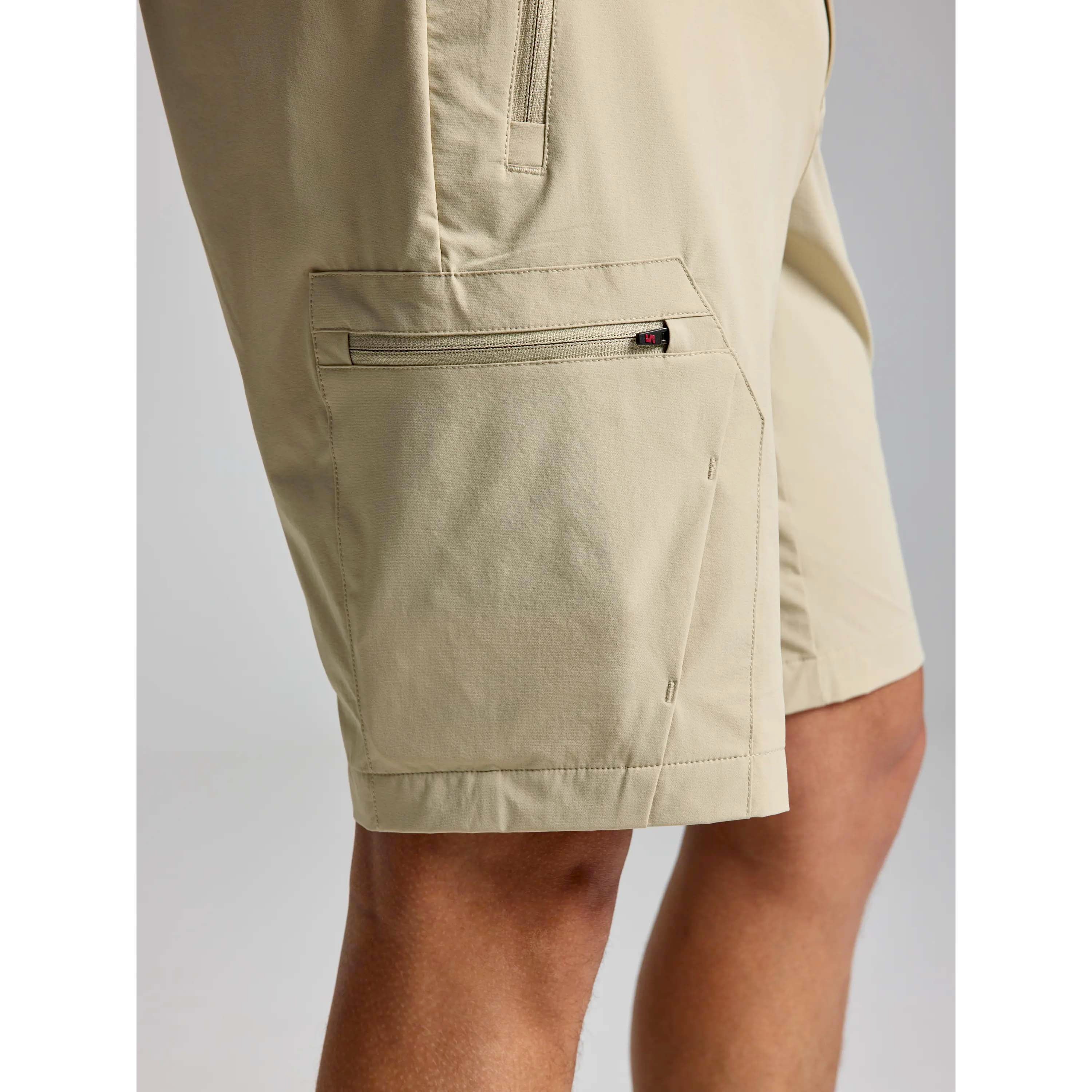 TECH_CARGO_SHORT_A140005S00_W09_Image_5