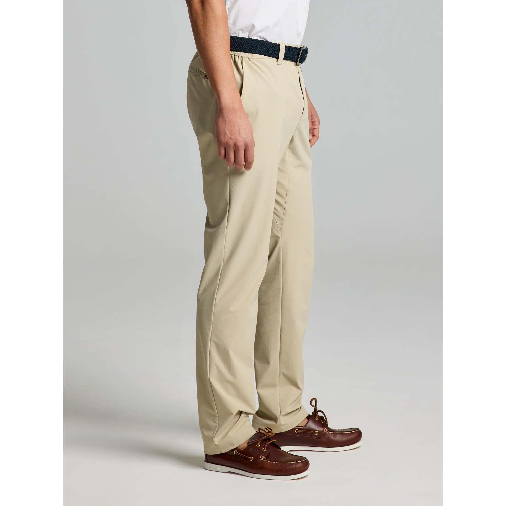 TECH_CHINO_PANT_A104005S01_W09_Image_3