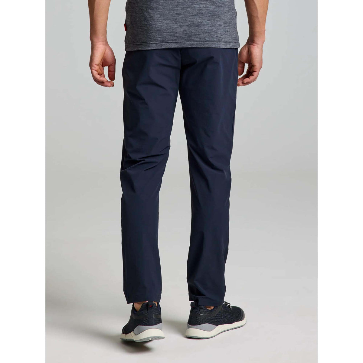 TECH_CHINO_PANT_A104005S01_W13_Image_2