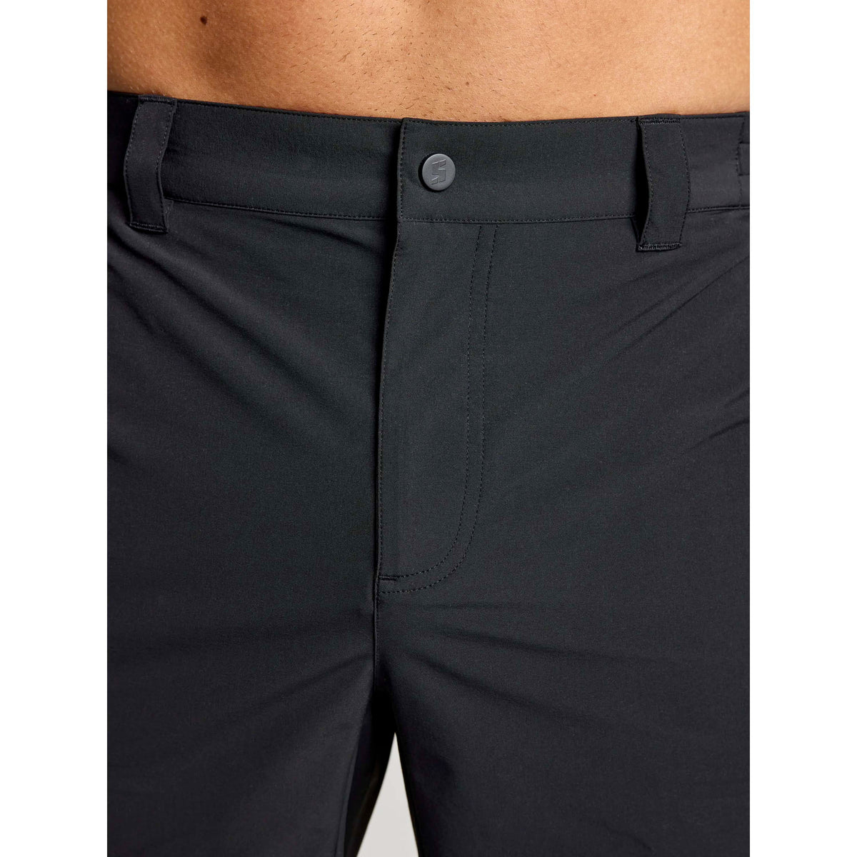 TECH_CHINO_SHORT_A140006S01_W01_Image_6