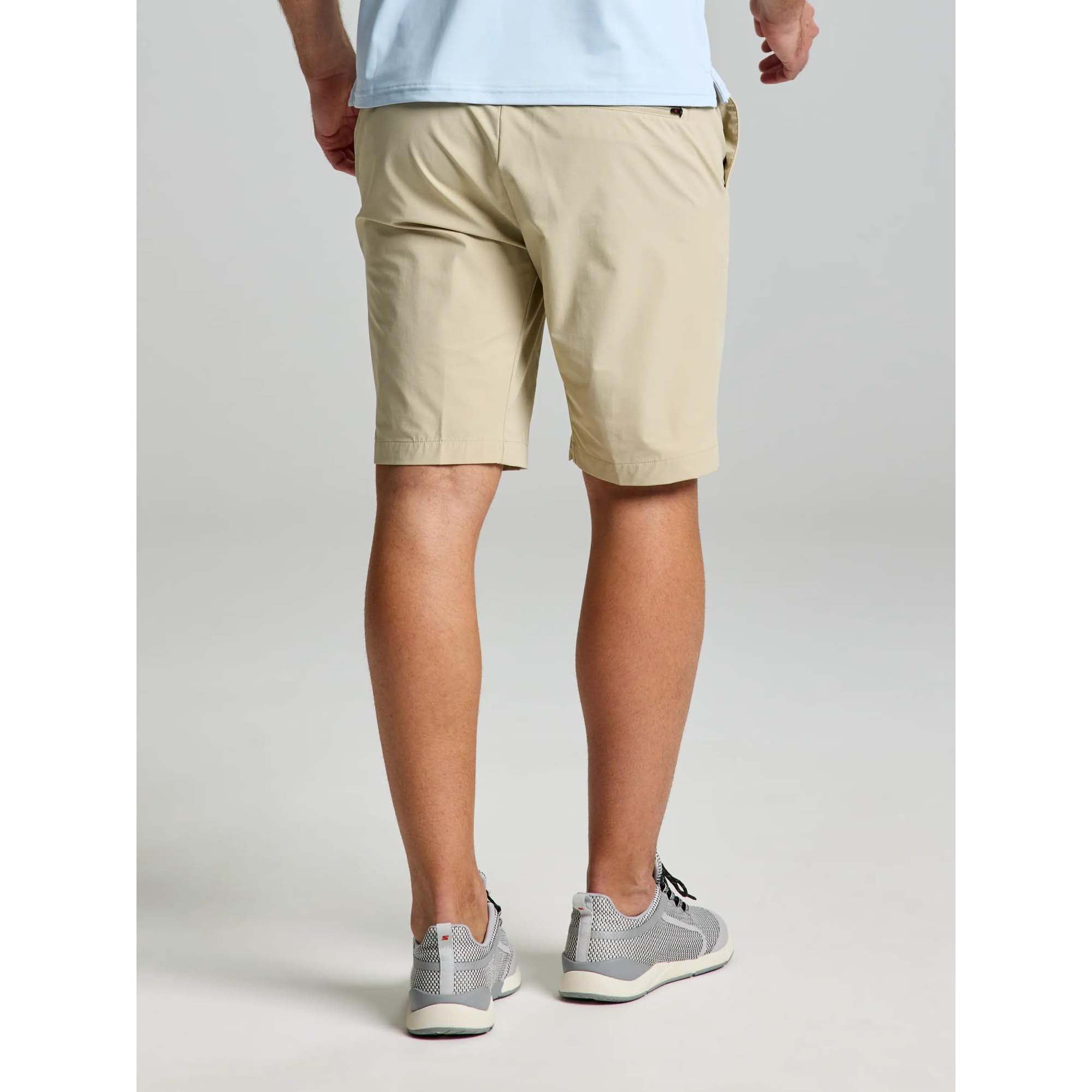 TECH_CHINO_SHORT_A140006S01_W09_Image_2