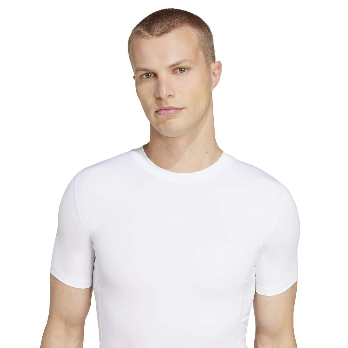 TF_SS_TEE_M_JP4675_WHITE_Image_4