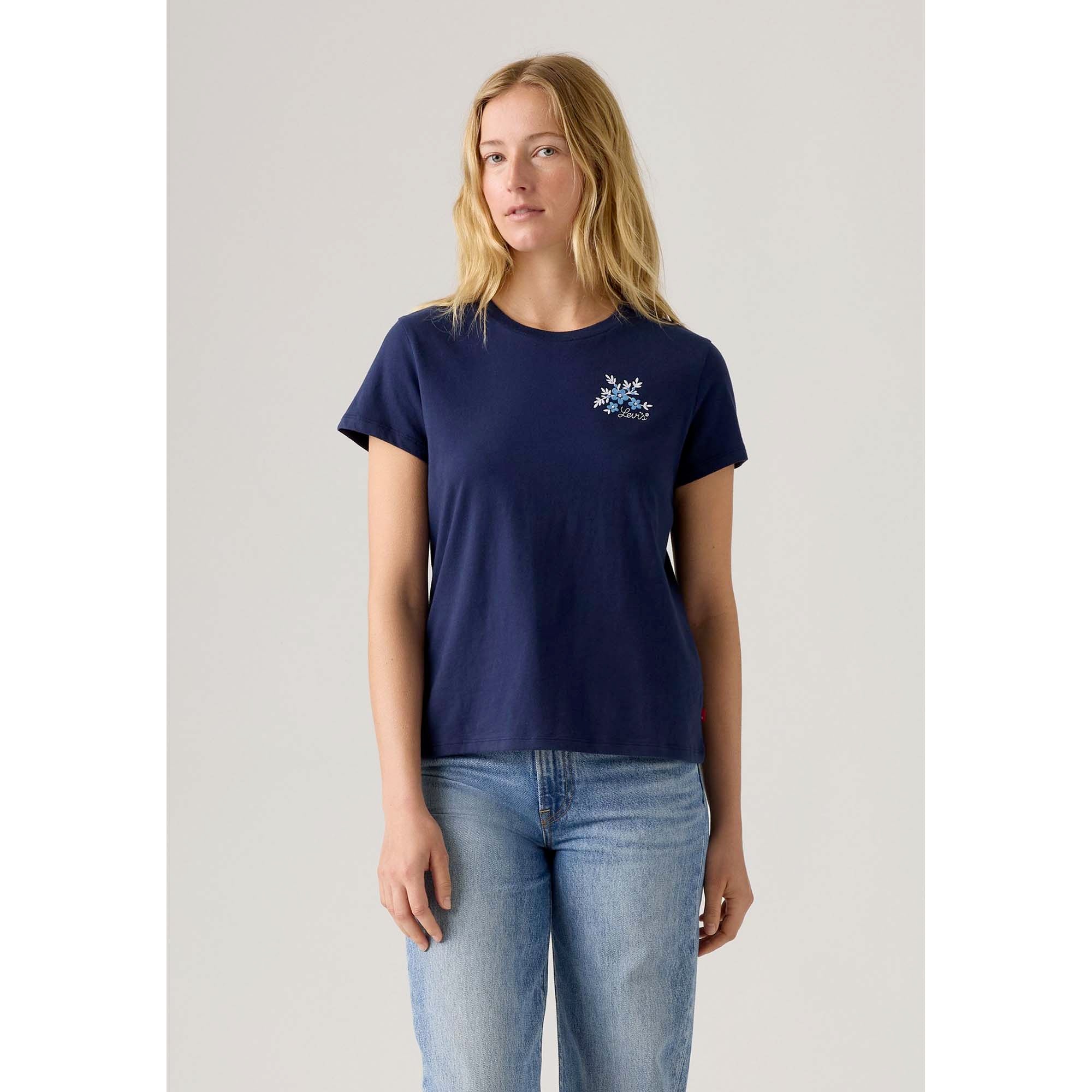THE_PERFECT_TEE_VICKI_FLORAL_BW_EMBROIDE_17369_3183_Image_2