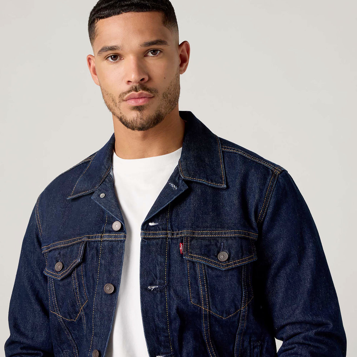 THE_TRUCKER_JACKET_ROCKRIDGE_TRUCKER_72334_0557_Image_4