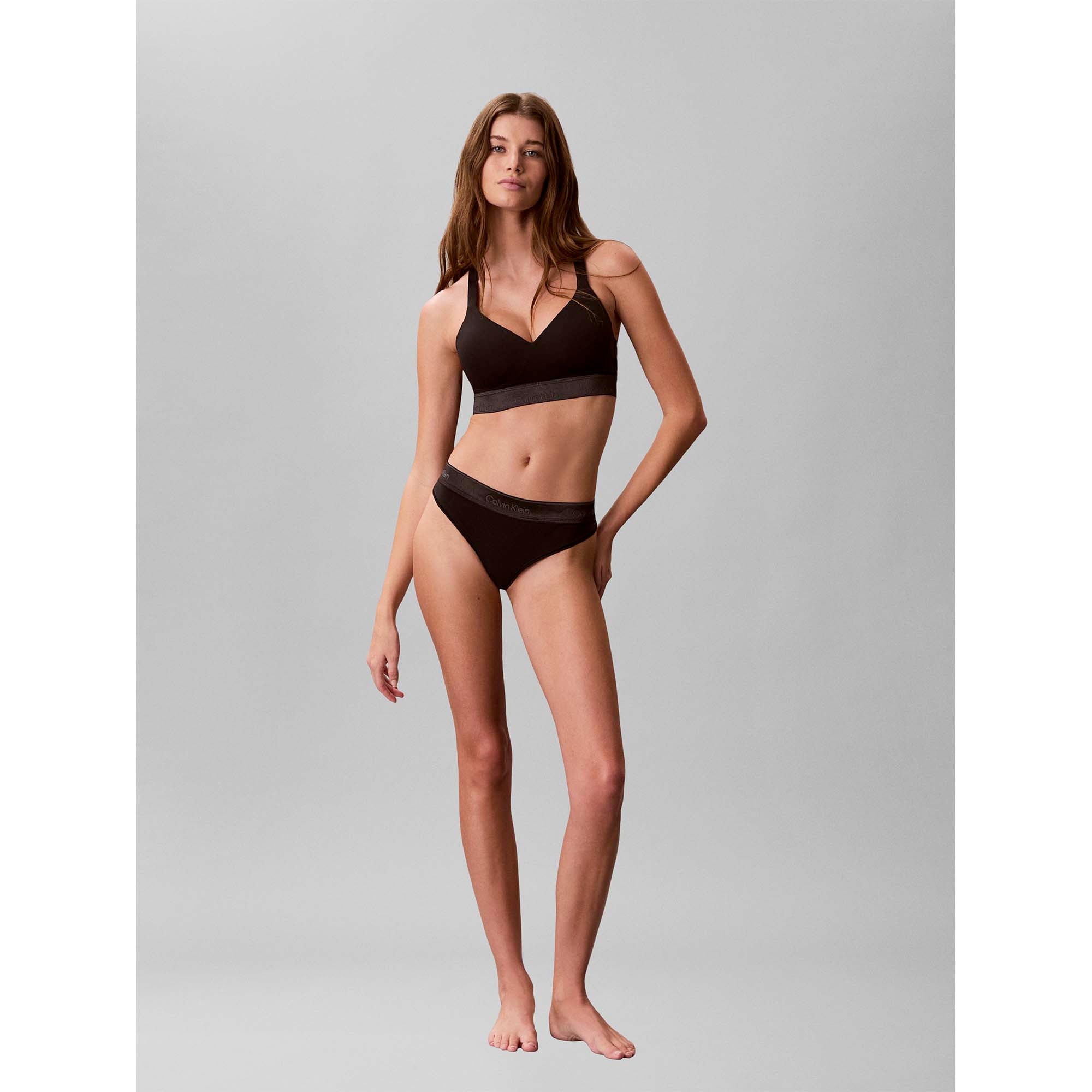 THONG_LV00QF8826_UB1_Image_6