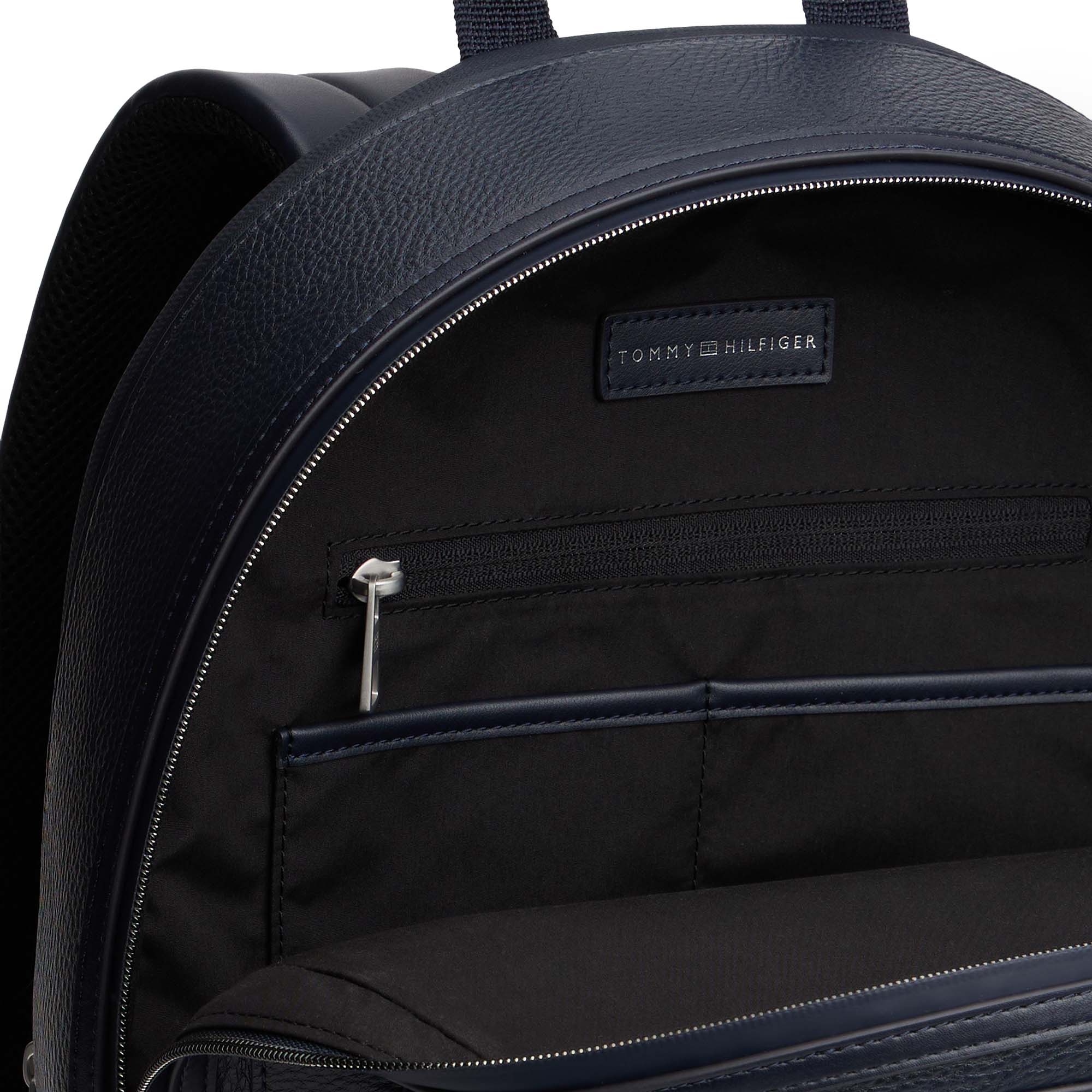 TH_CENTRAL_BACKPACK_AM0AM13983_DW6_Image_3