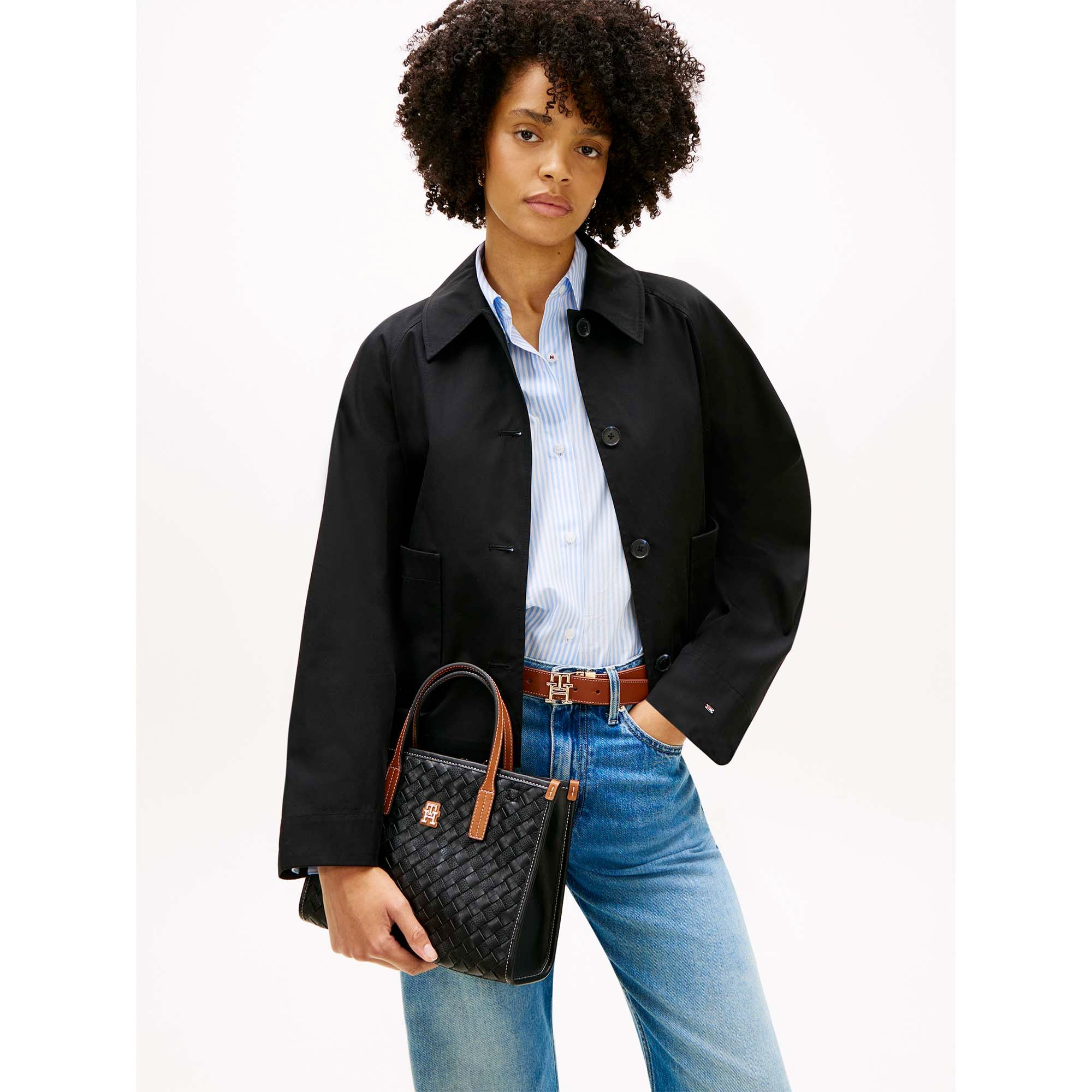 TH_CITY_MINI_TOTE_AW0AW18393_0GJ_Image_5