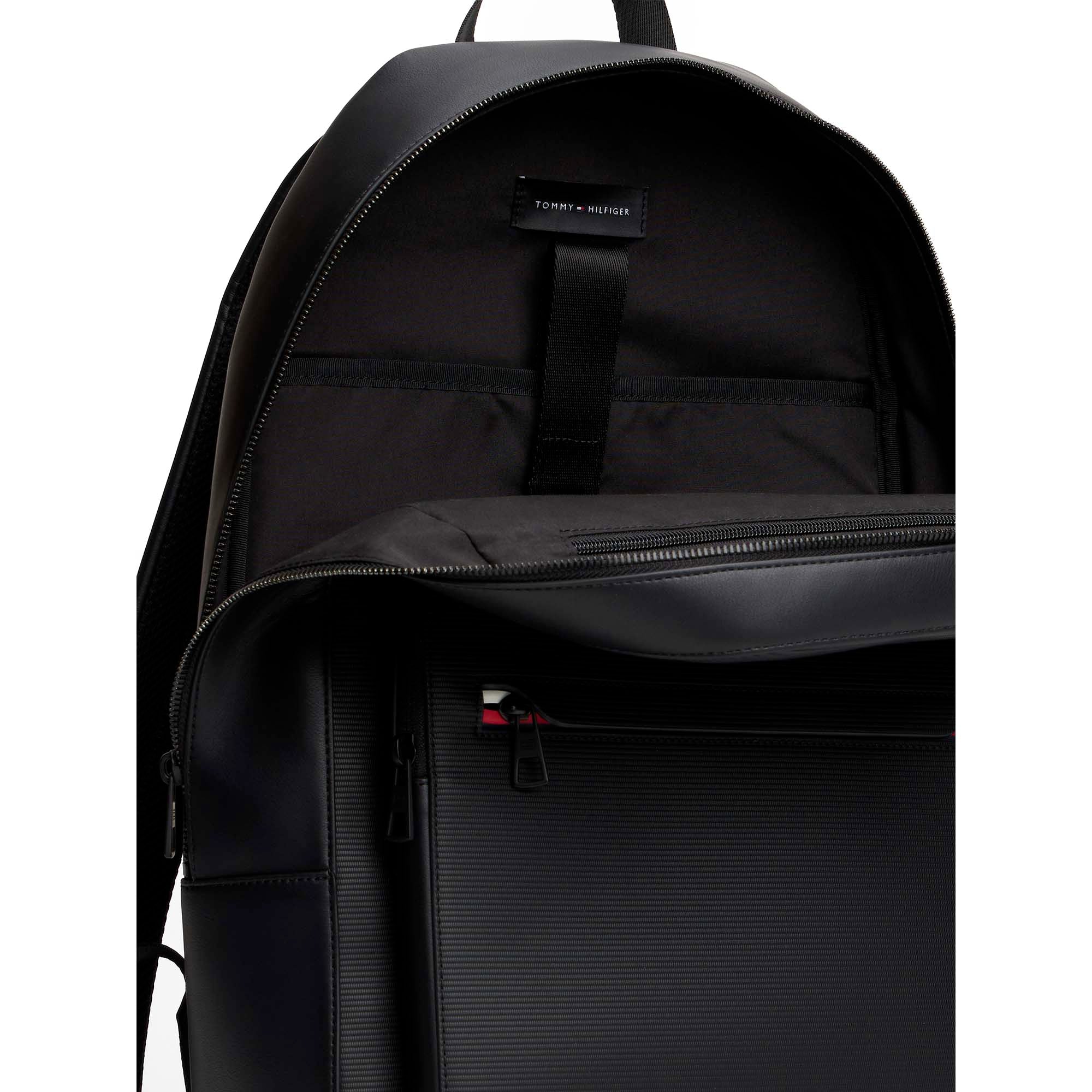 TH_CORP_BACKPACK_AM0AM13979_BDS_Image_3