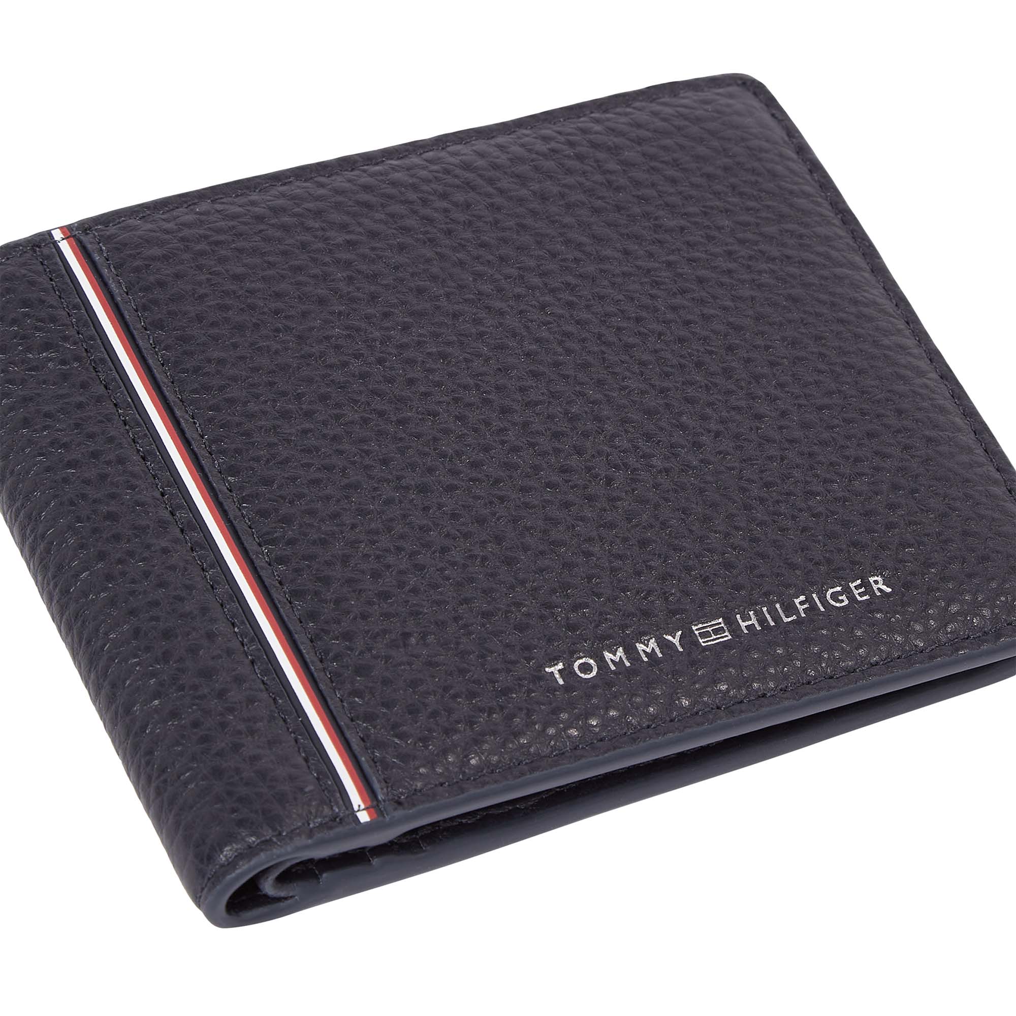 TH_CORP_CC_AND_COIN_AM0AM13043_DW6_Image_4