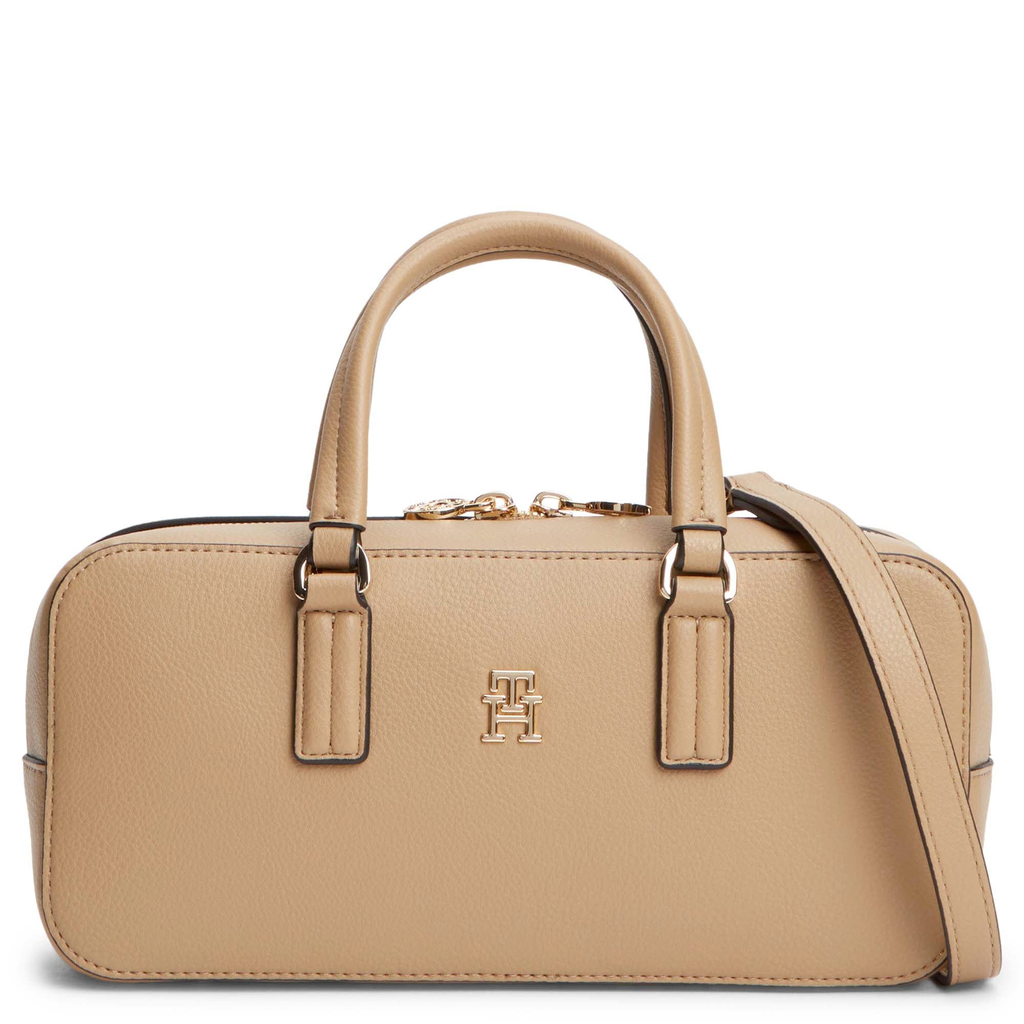 TH_DAILY_CROSSOVER_AW0AW18378_RBC_Image_1