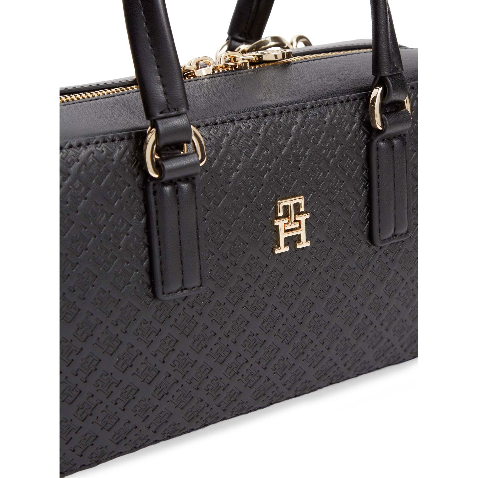 TH_DAILY_CROSSOVER_MONO_AW0AW18415_BDS_Image_4