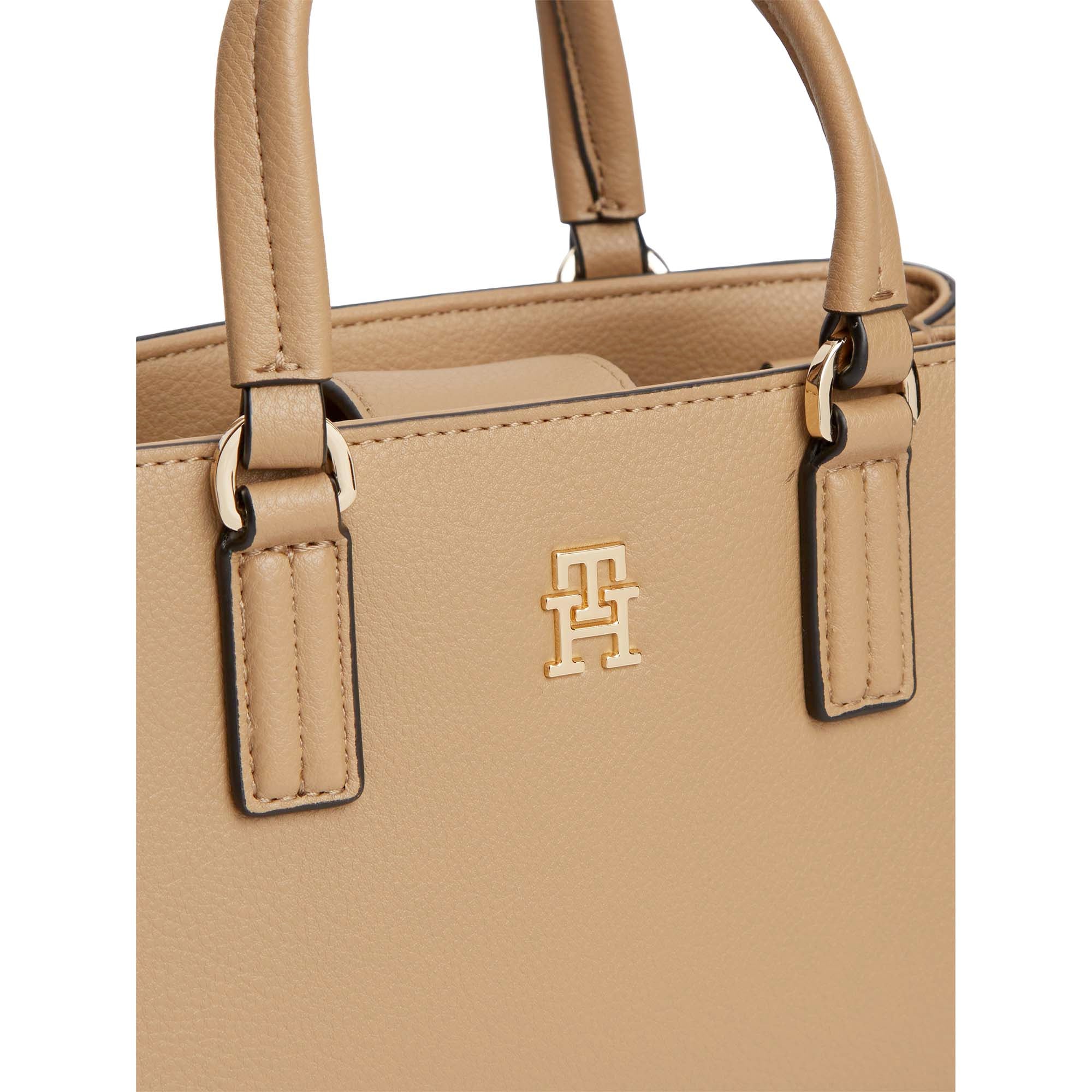 TH_DAILY_MINI_TOTE_AW0AW18379_RBC_Image_4