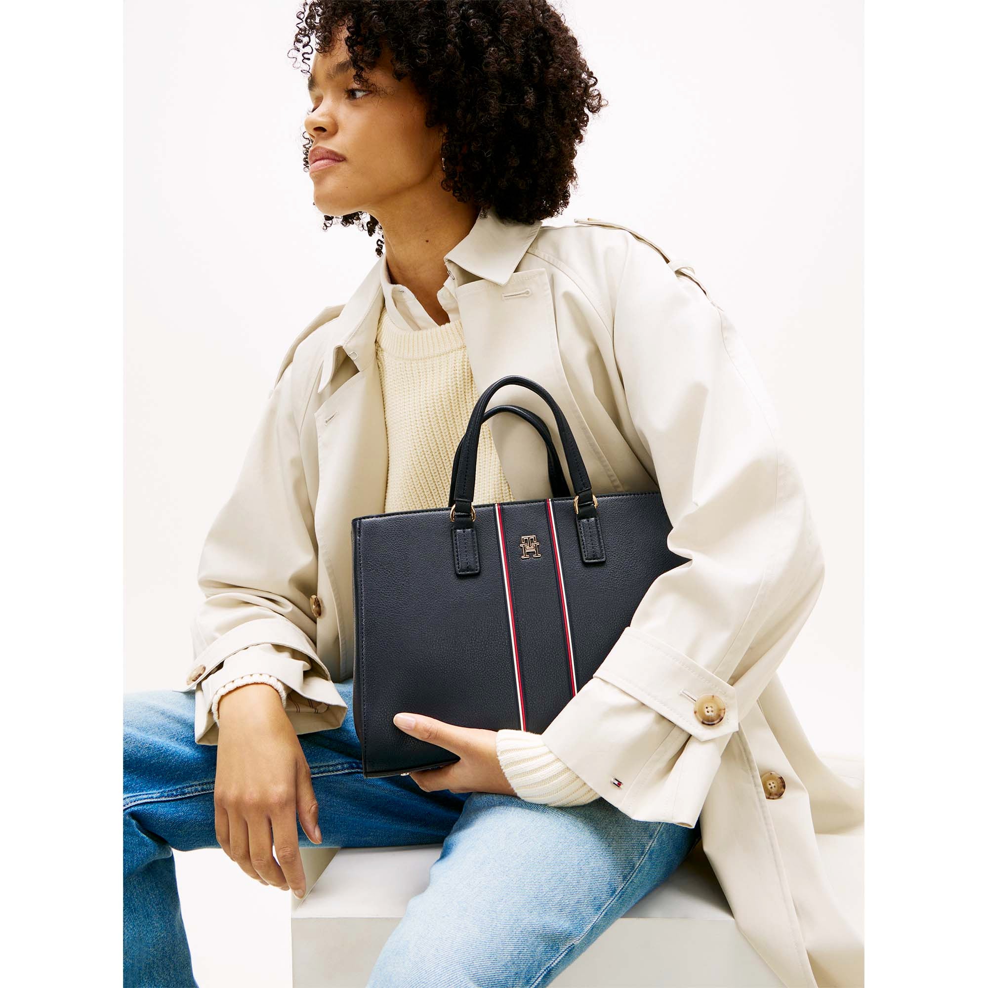 TH_DAILY_SATCHEL_CORP_AW0AW18644_DW6_Image_5