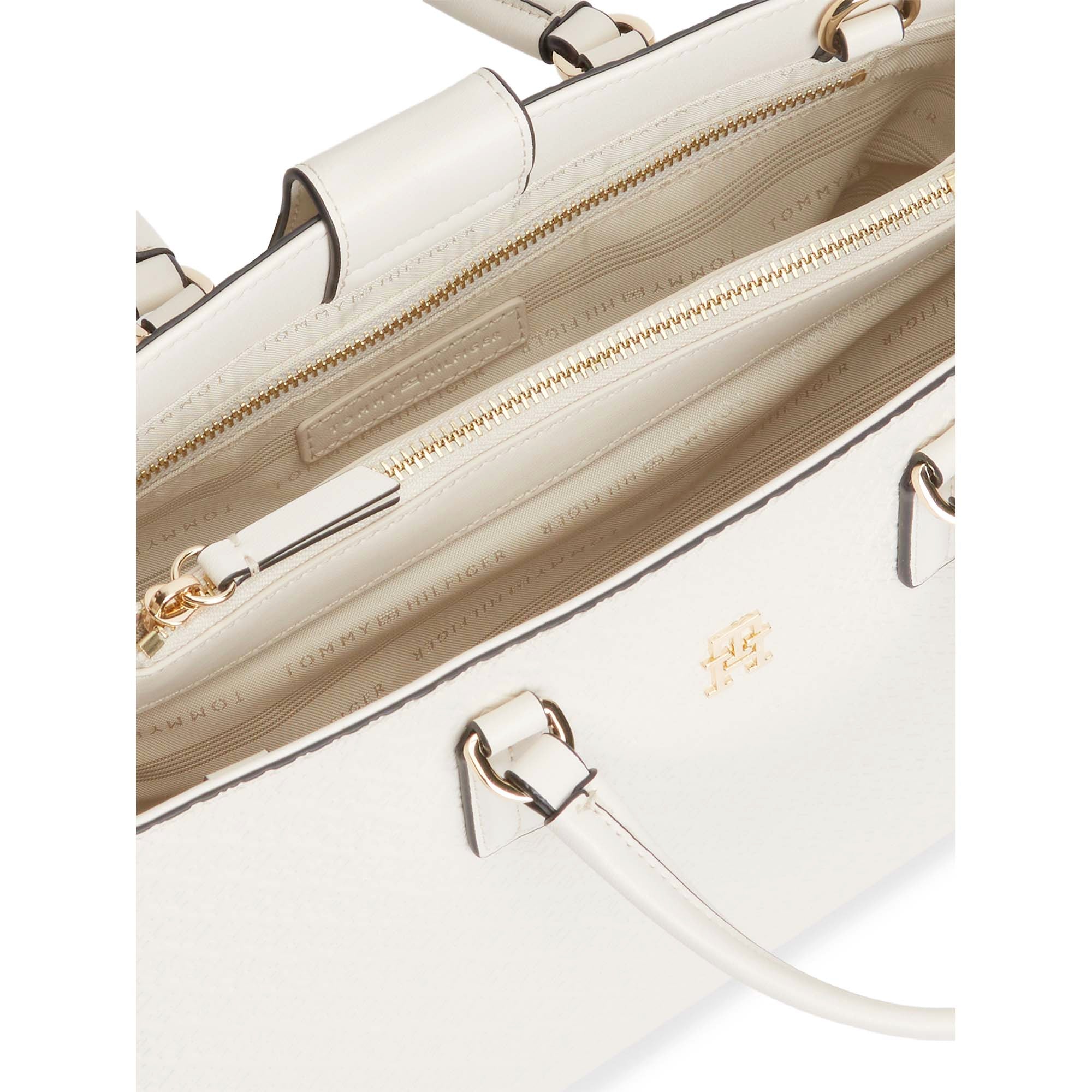 TH_DAILY_SATCHEL_MONO_AW0AW18418_AEO_Image_4