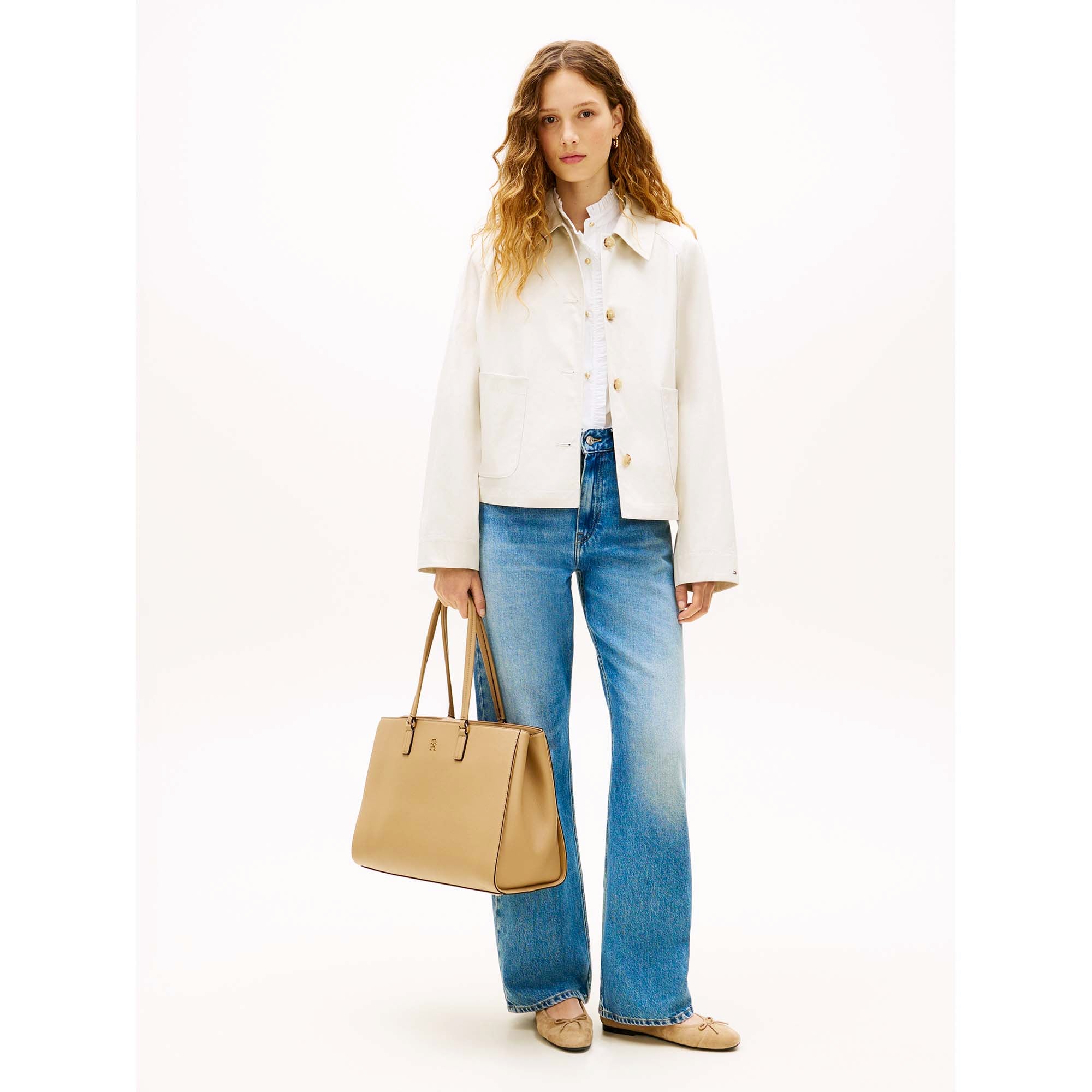 TH_DAILY_TOTE_AW0AW18380_RBC_Image_5