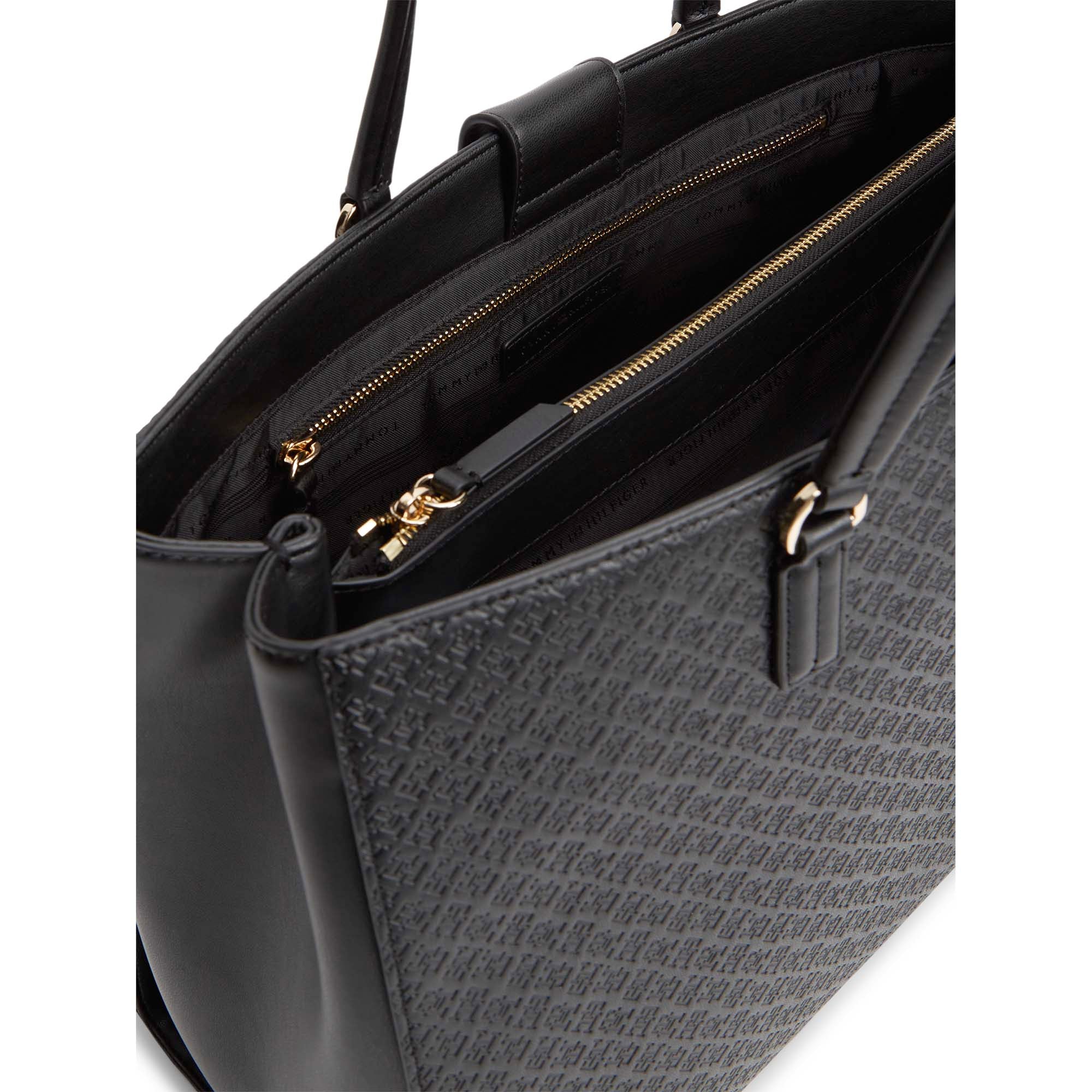 TH_DAILY_TOTE_MONO_AW0AW18417_BDS_Image_3