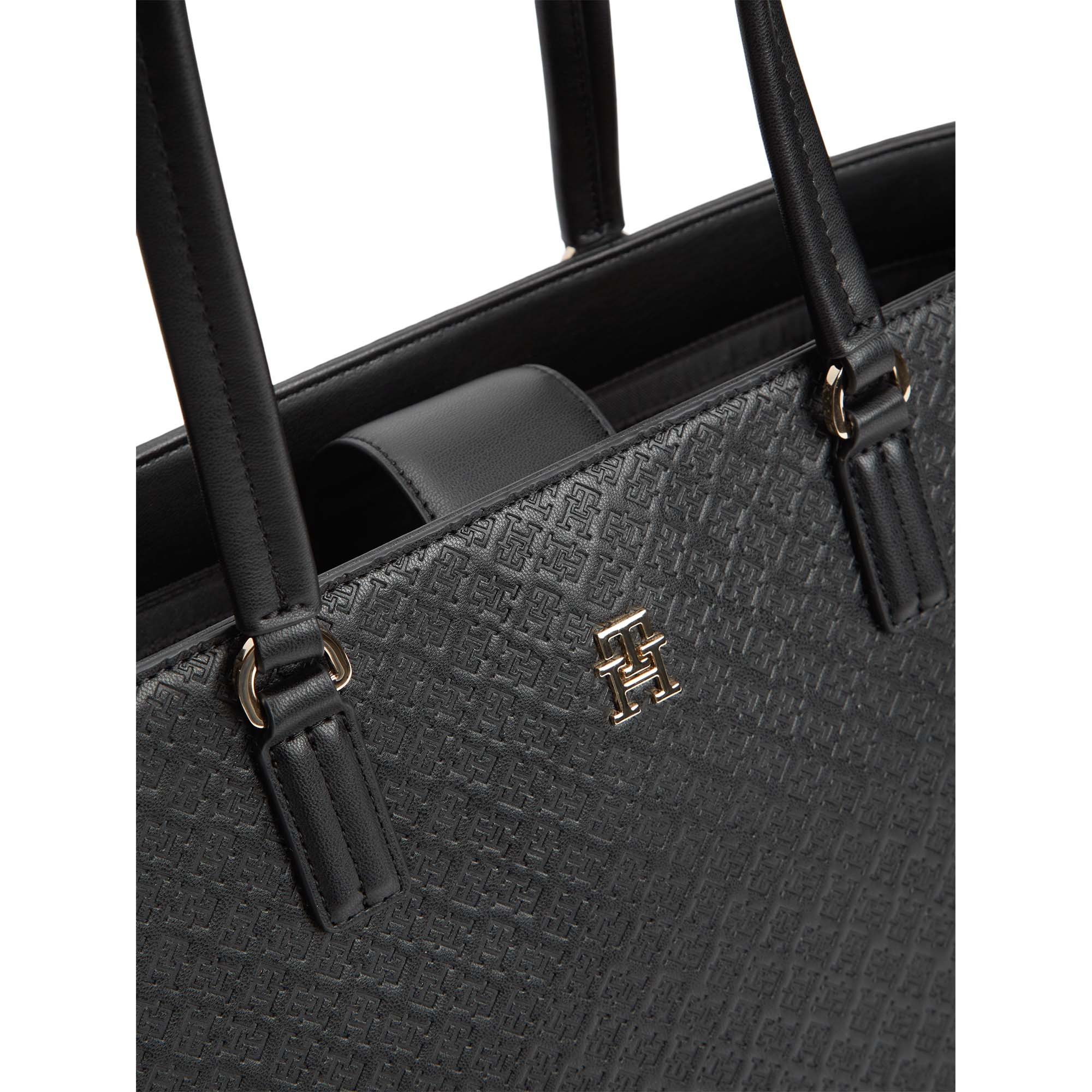 TH_DAILY_TOTE_MONO_AW0AW18417_BDS_Image_4