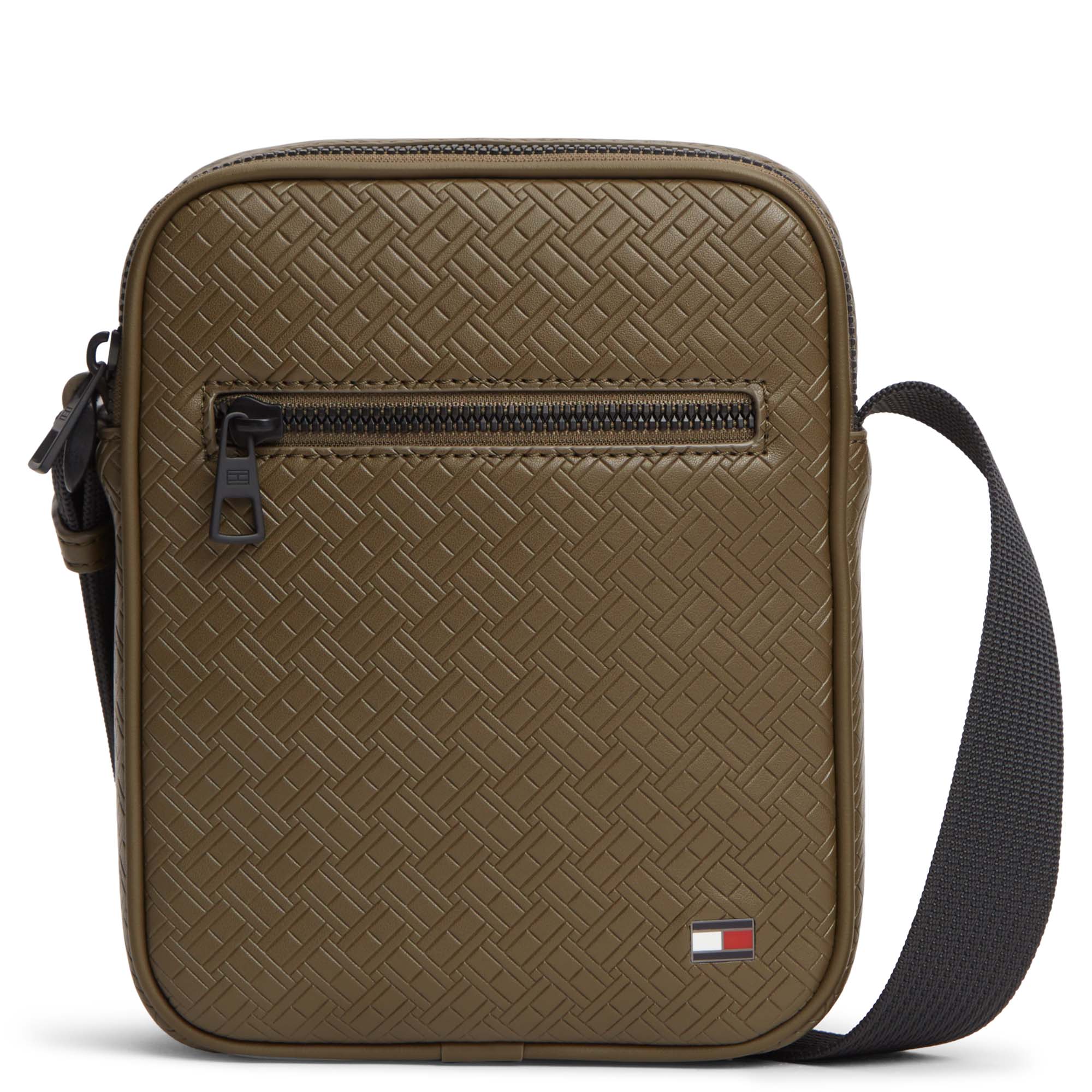 TH_EMBOSSED_FLAG_MINI_REPORTER_AM0AM14193_GX9_Image_1