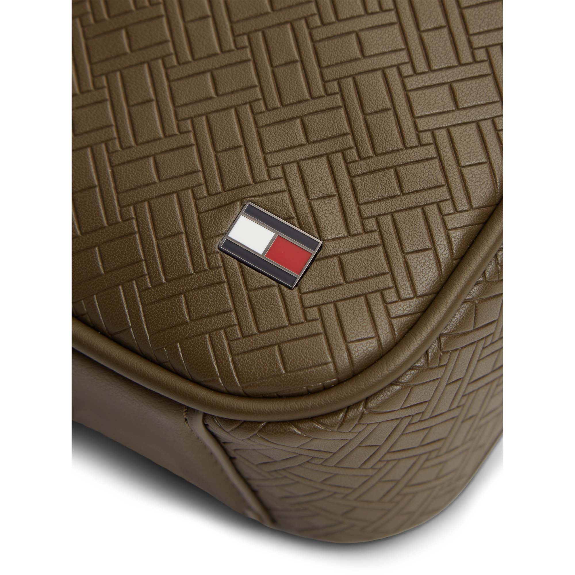 TH_EMBOSSED_FLAG_MINI_REPORTER_AM0AM14193_GX9_Image_4