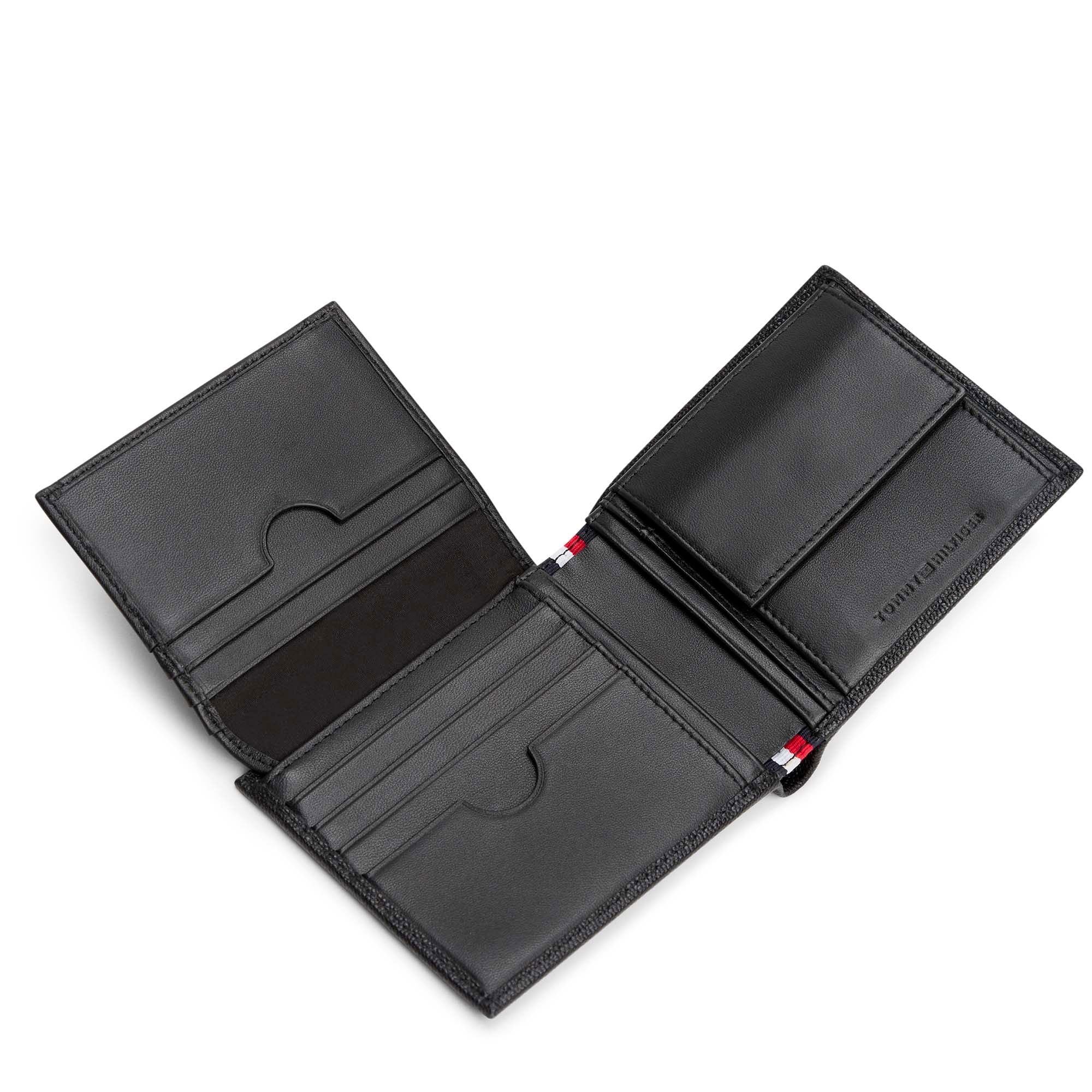 TH_FLAG_CC_FLAP_AND_COIN_AM0AM13520_BDS_Image_3