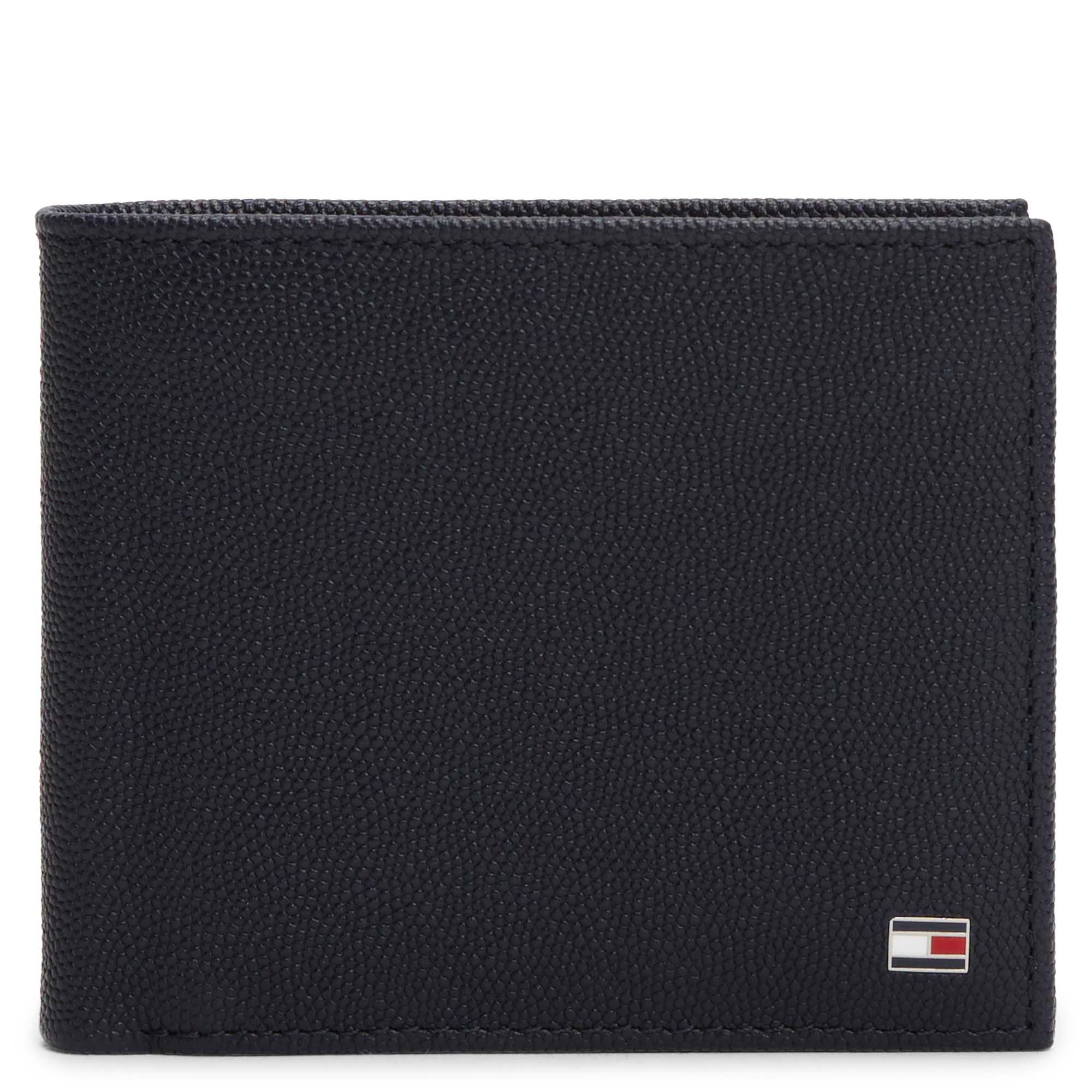 TH_FLAG_CC_FLAP_AND_COIN_AM0AM13520_DW6_Image_1