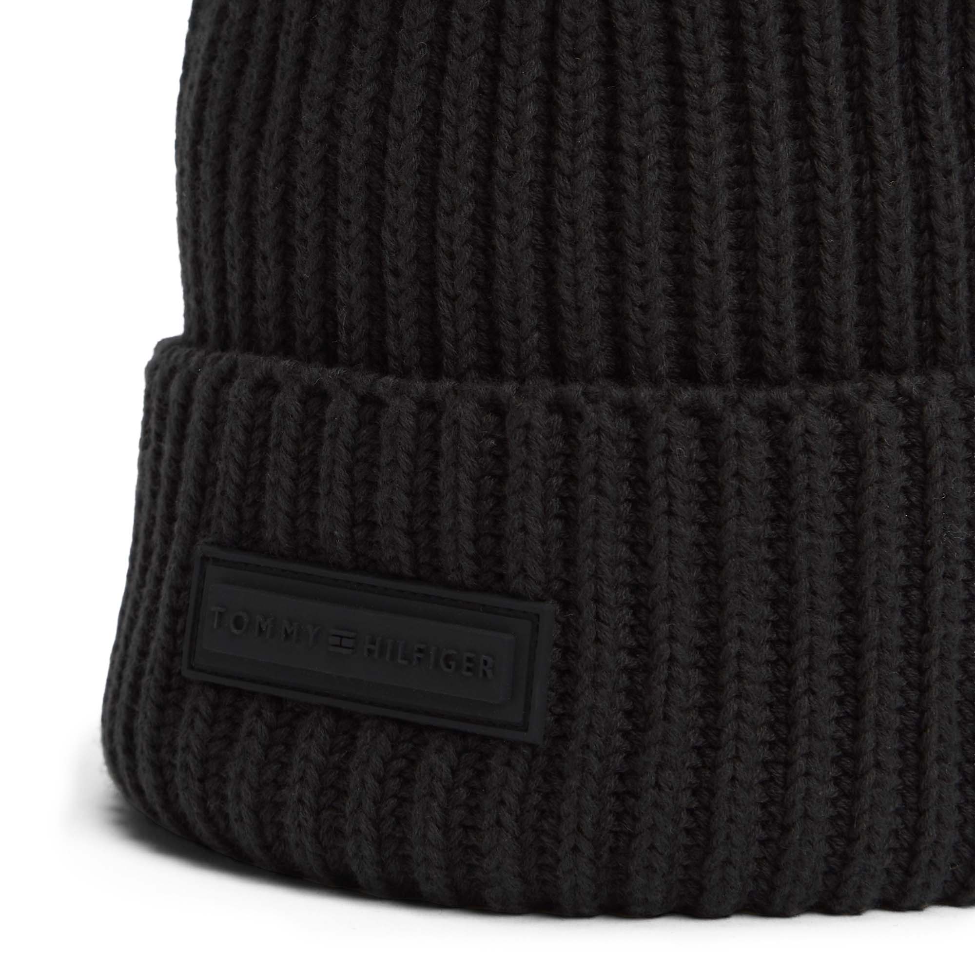 TH_FOUNDATION_KNIT_BEANIE_AM0AM14046_BDS_Image_3