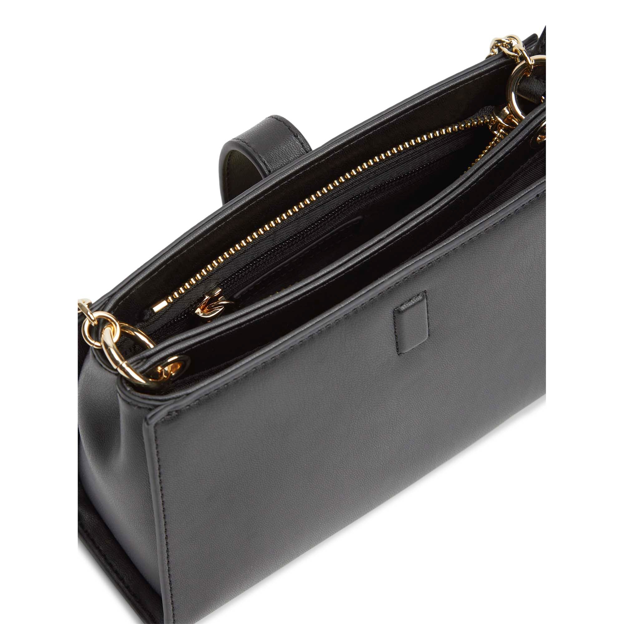 TH_LIBRE_CHAIN_CROSSOVER_AW0AW18614_BDS_Image_4