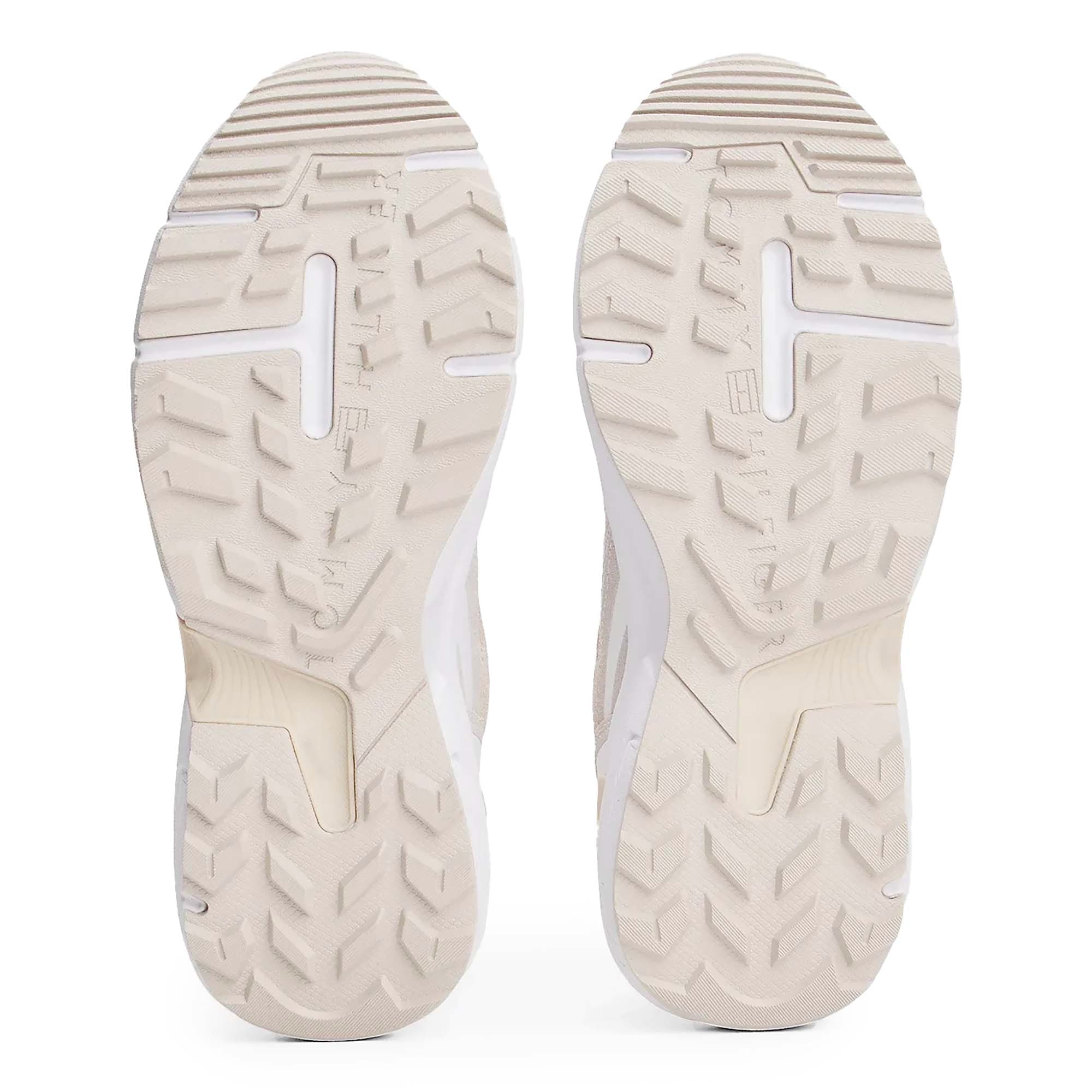 TH_MODERN_RUGGED_RUN_FW0FW08692_0F6_Image_4