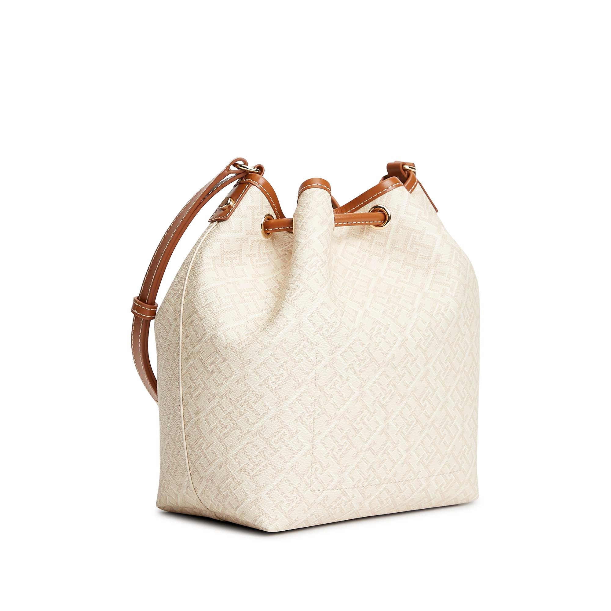 TH_MONOPLAY_BUCKET_LE_AW0AW18847_0F4_Image_2