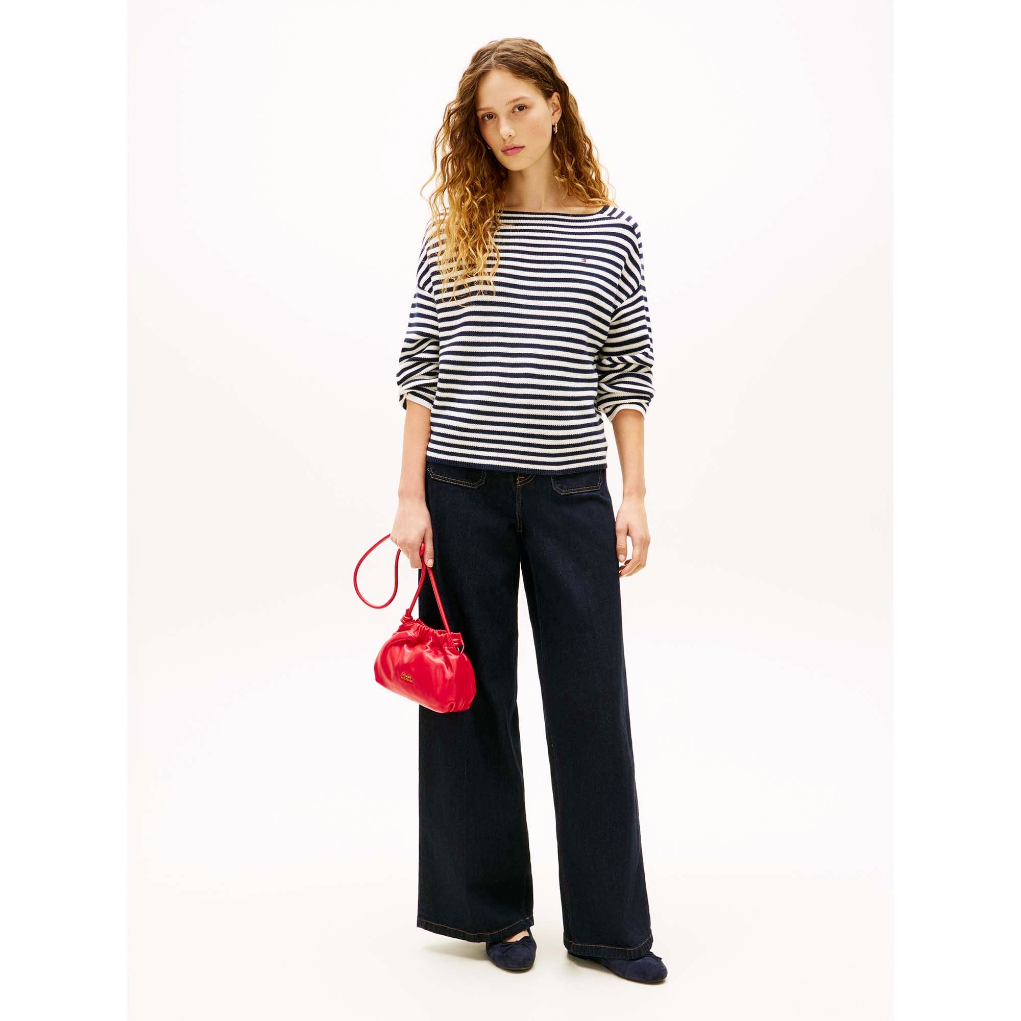 TH_SOFT_LEATHER_CROSSOVER_AW0AW18375_XLG_Image_5