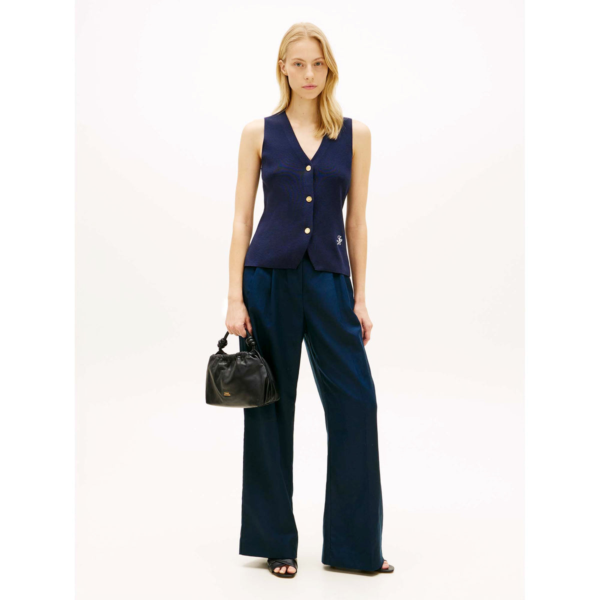 TH_SOFT_LEATHER_MED_CROSSOVER_AW0AW18369_BDS_Image_5