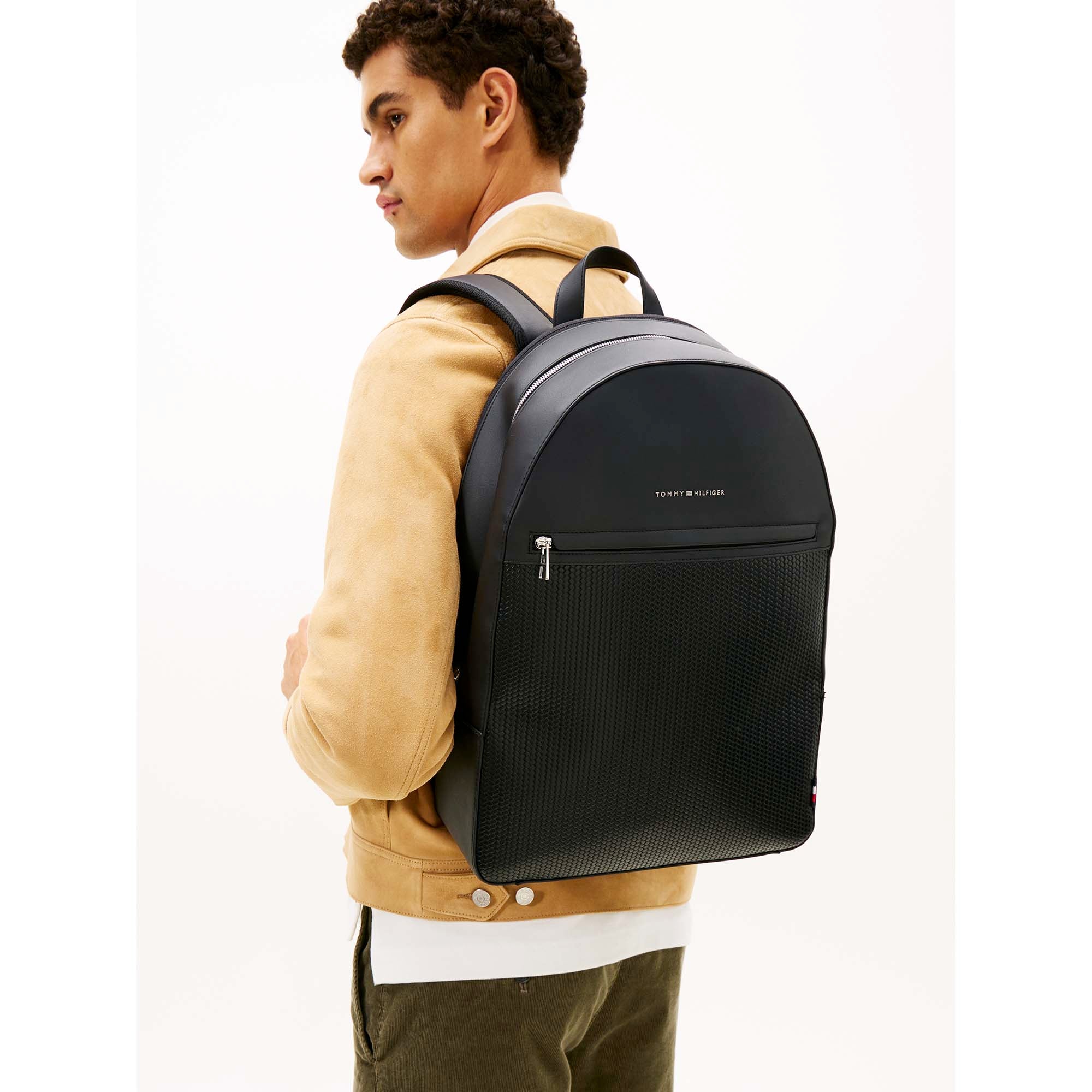 TH_WOVEN_BACKPACK_AM0AM13659_BDS_Image_5