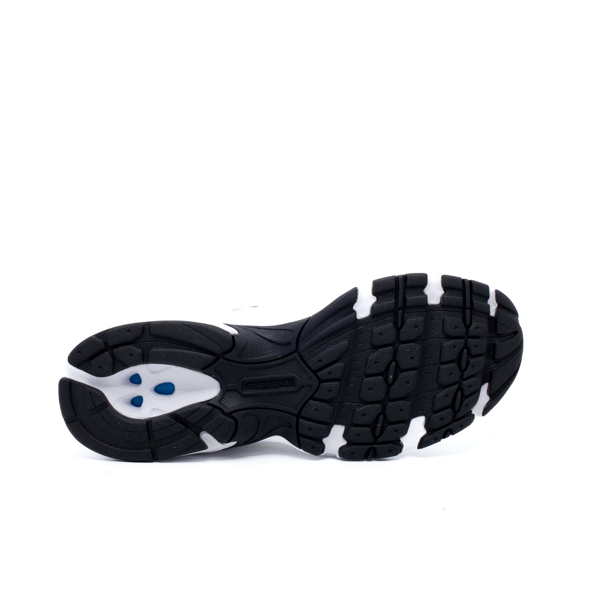 TIER_3_MR530EWB_WHITEBLA_Image_5