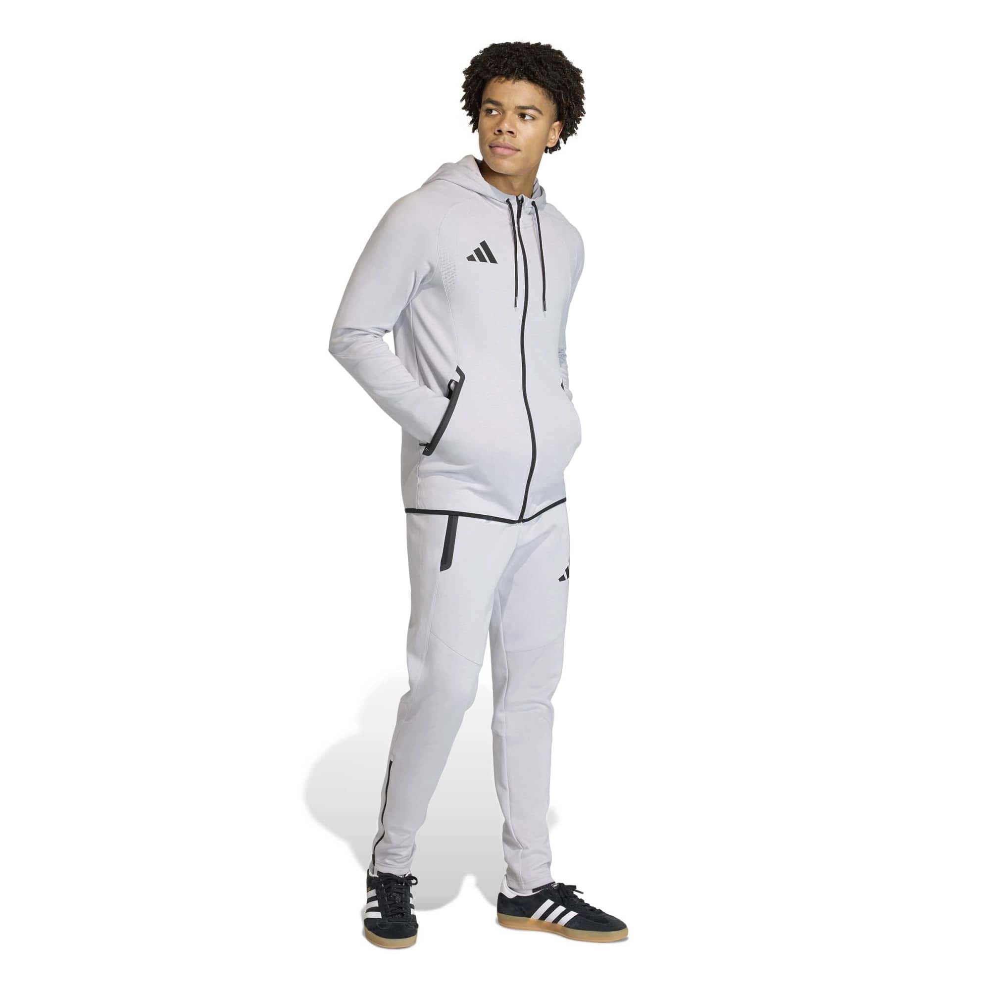 TIRO_TRAVEL_SWEAT_HOODIE_KF6077_TMLGGR_Image_6